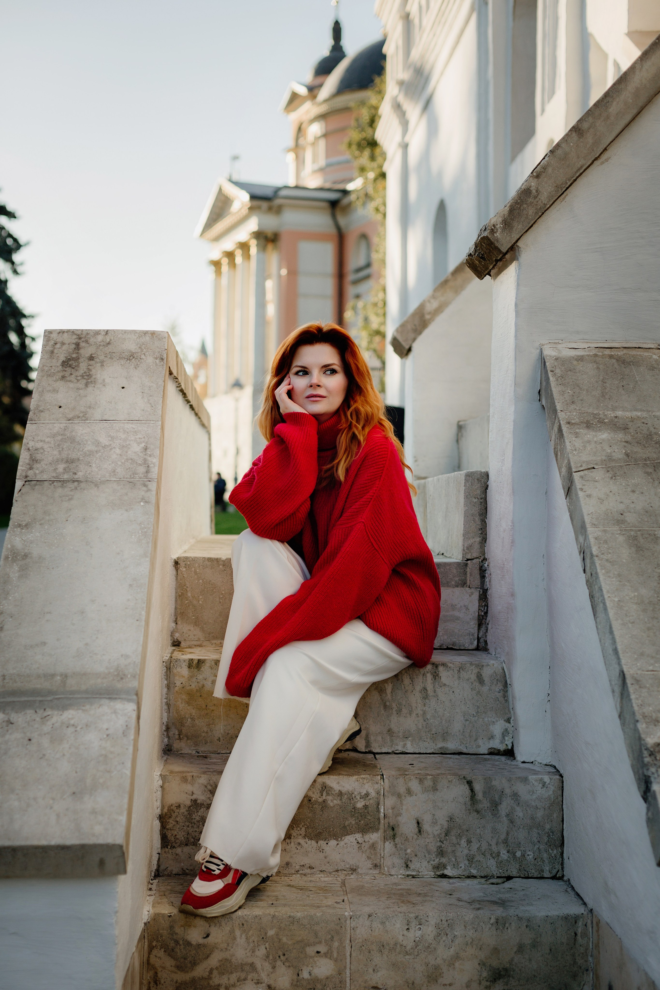 Прогулка по центру Москвы с Марией. Деловая и Бизнес съемка в  Москве Инесса Грушко