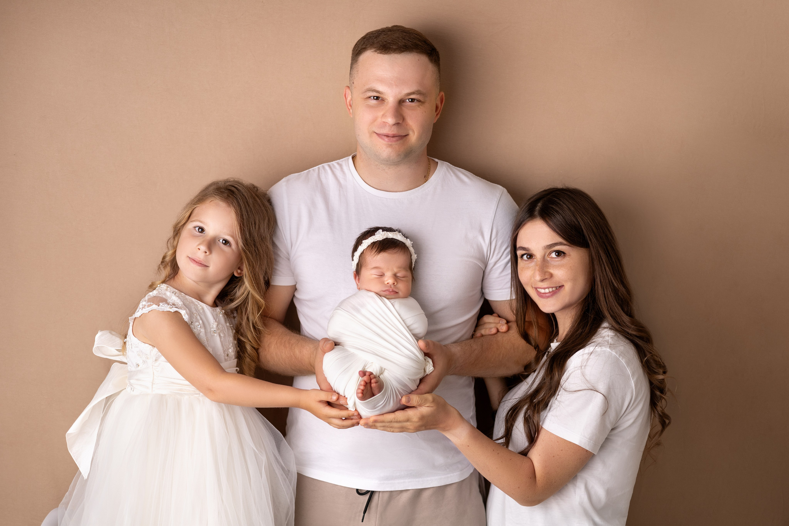 Съемка с родителями. Фотограф новорожденных в г. Москве и Люберцах