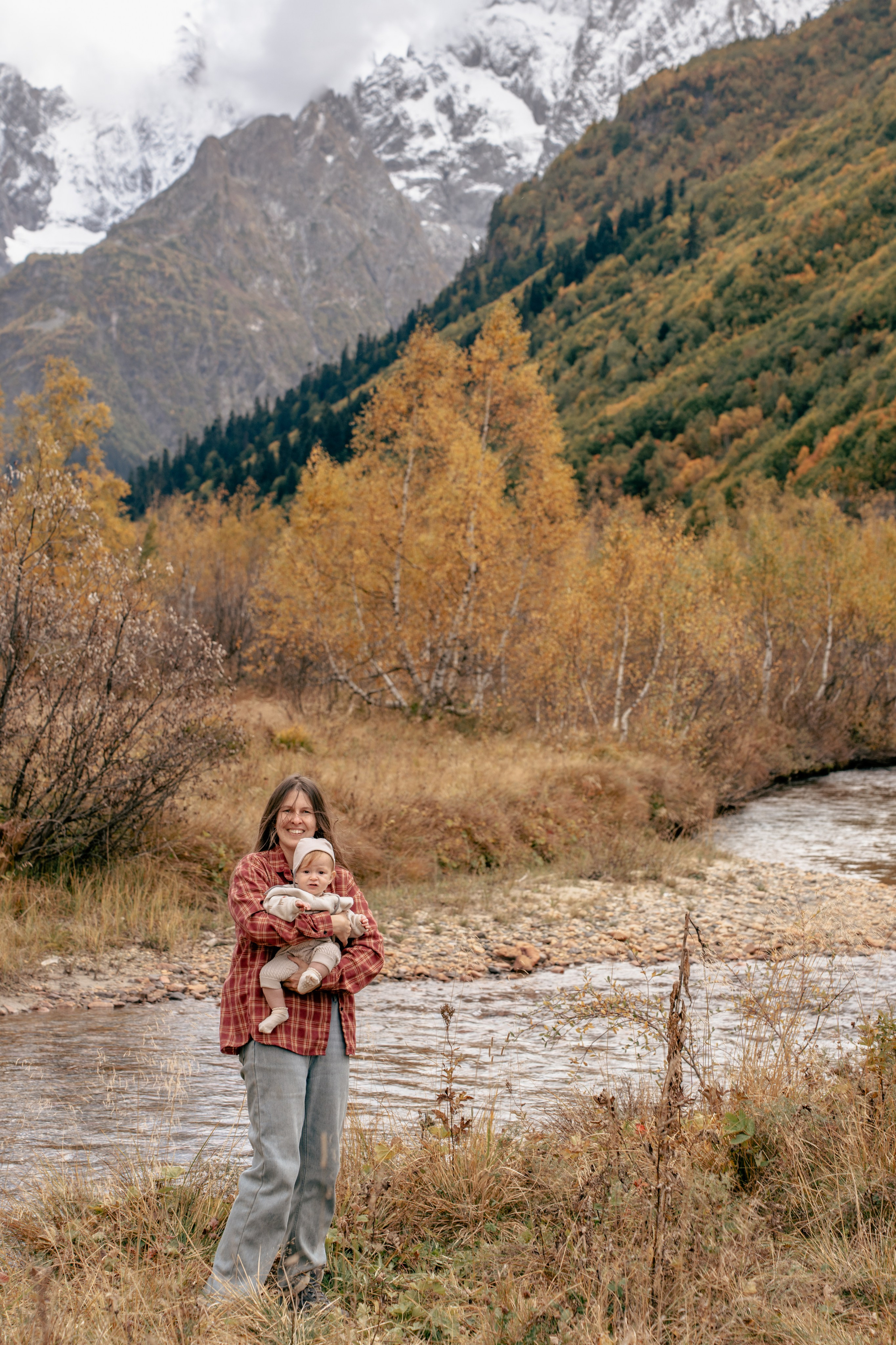 Семейная фотосессия в Домбае. Фотограф КМВ|ГОРЫ Пятигорск Железноводск Ессентуки Кисловодск Домбай Архыз Эльбрус
