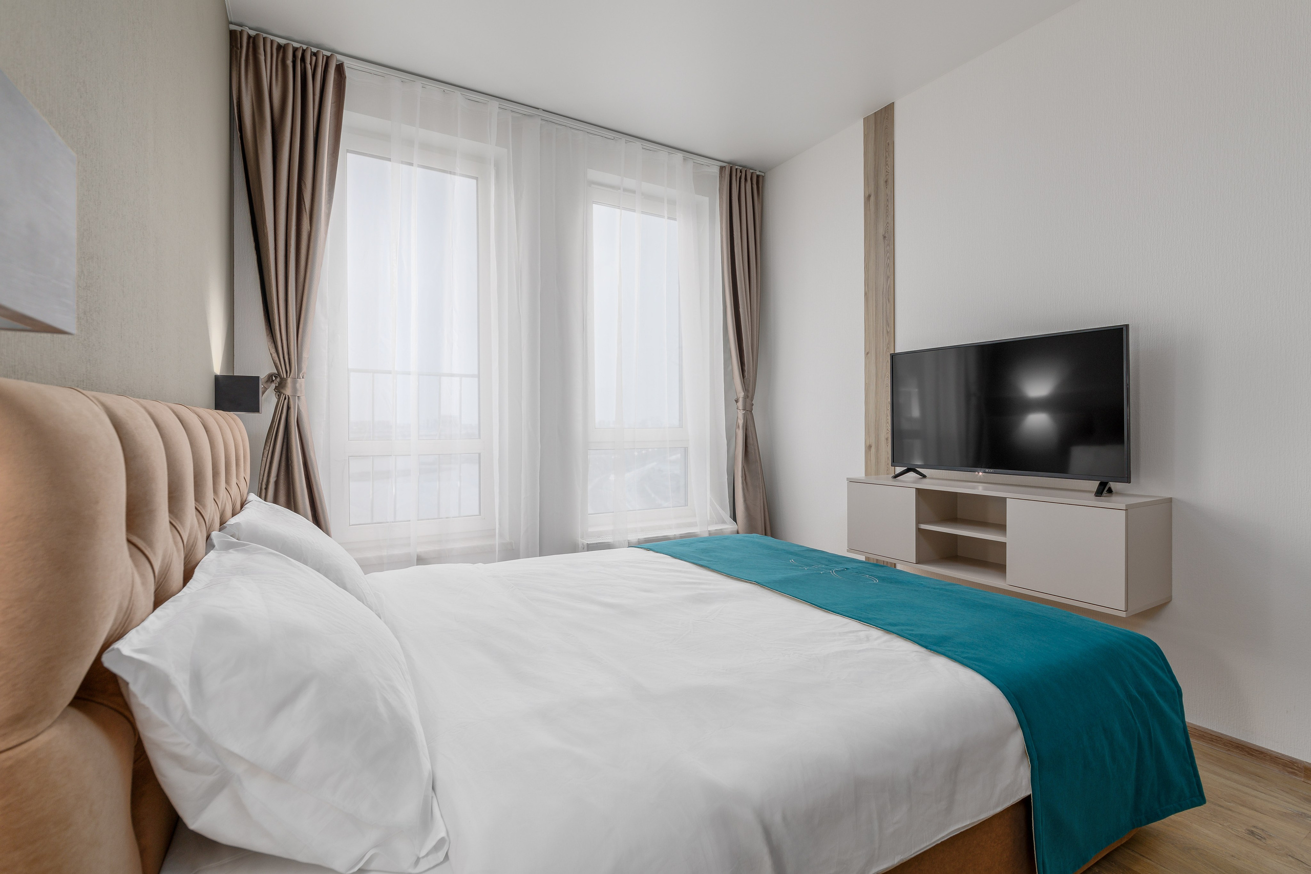 Студия, Варфоломеевская ул