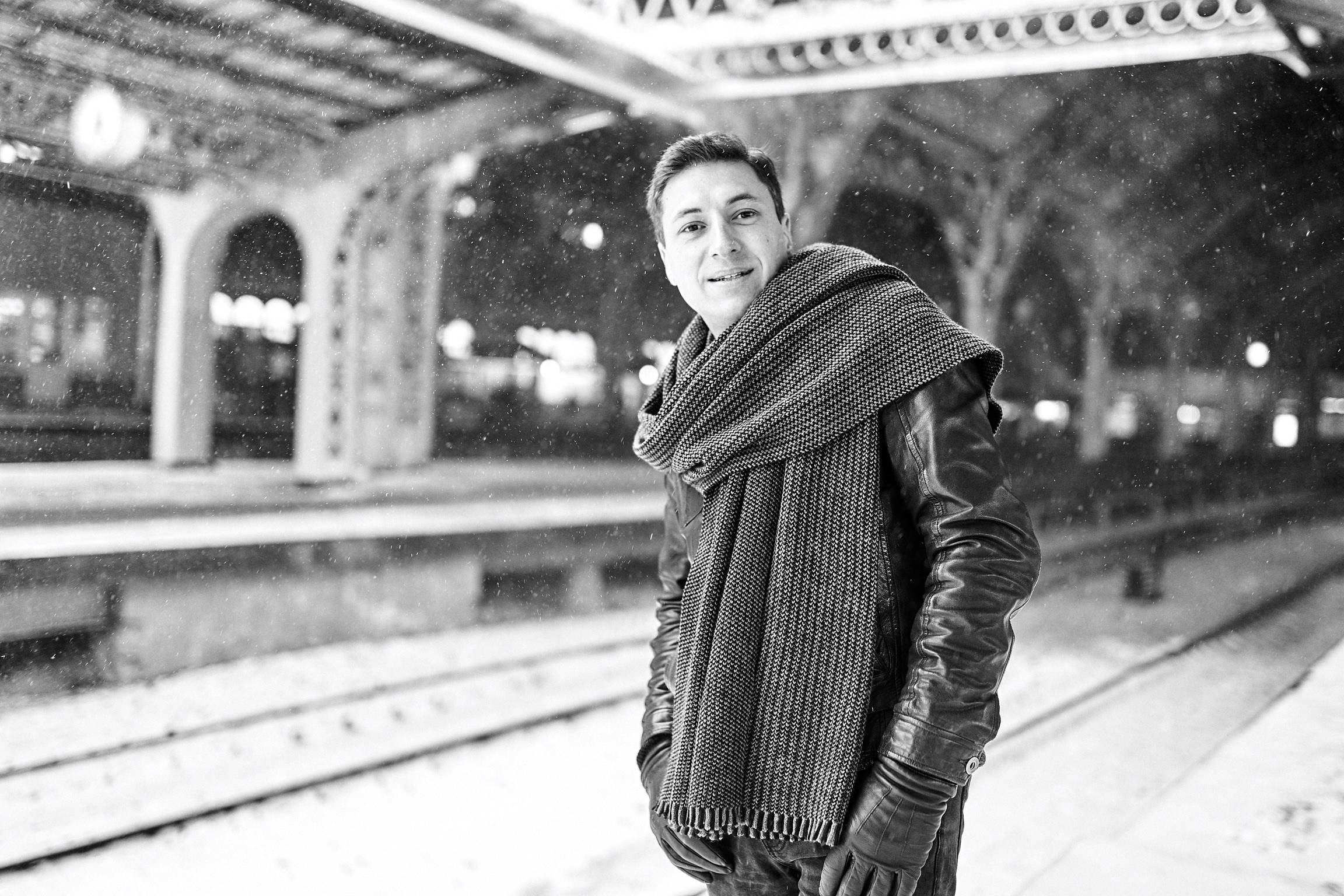 Витебский вокзал Фотограф парней