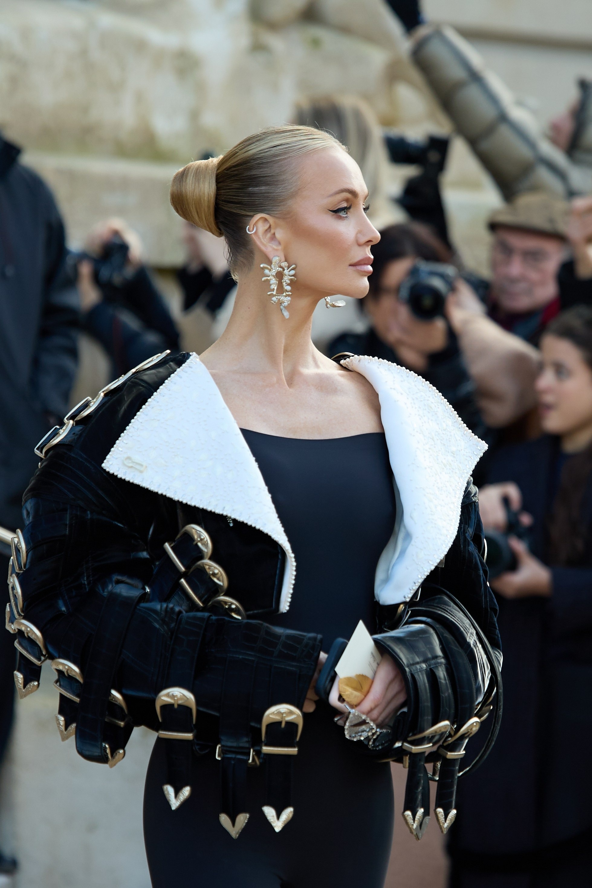 HAUTE COUTURE spring/summer 25 Schiaparelli. Photographer in Milan Ivan Goncharov