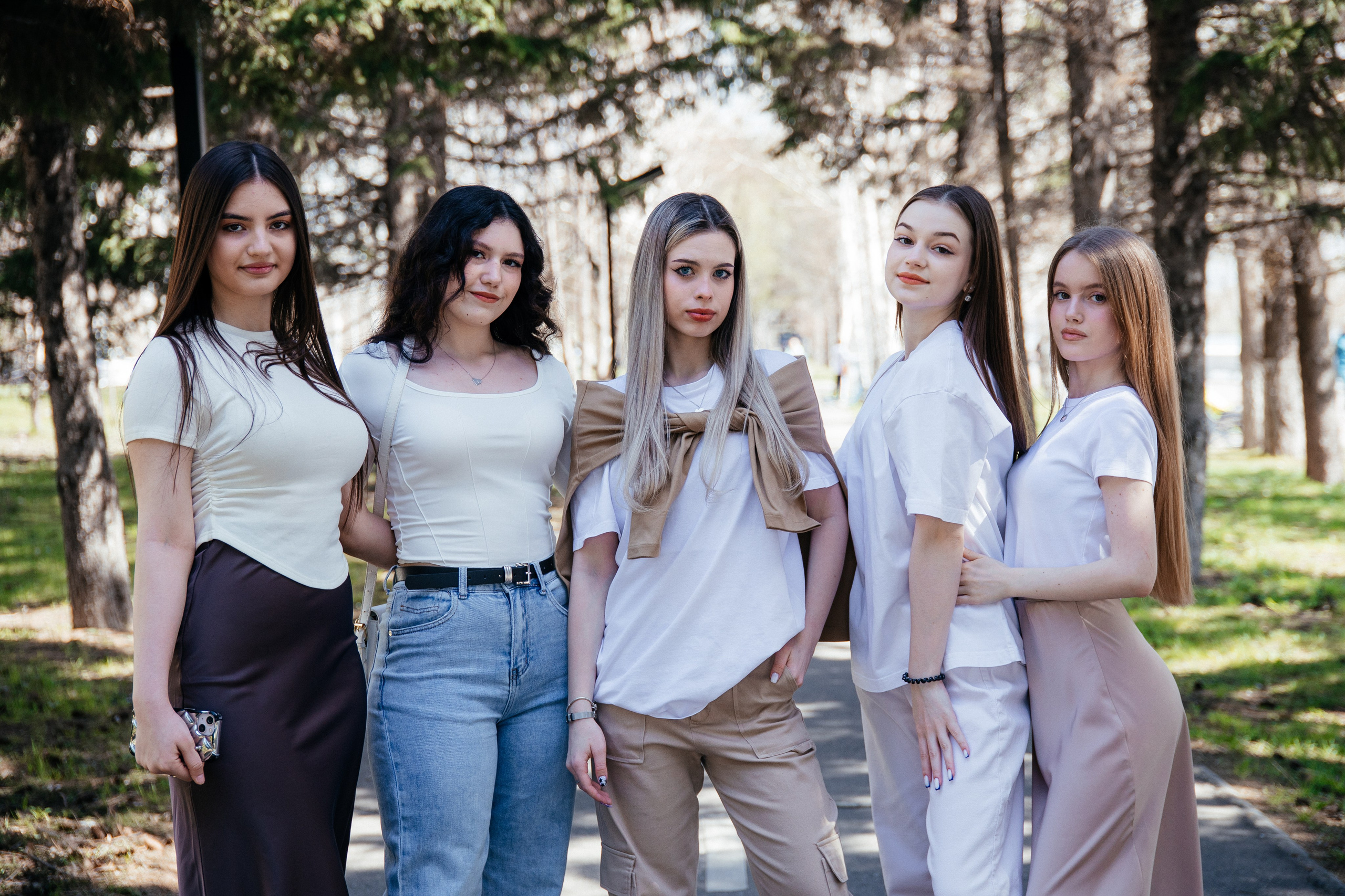 Фото на улице. Выпускные альбомы и виньетки в г. Усть-Каменогорск и ВКО