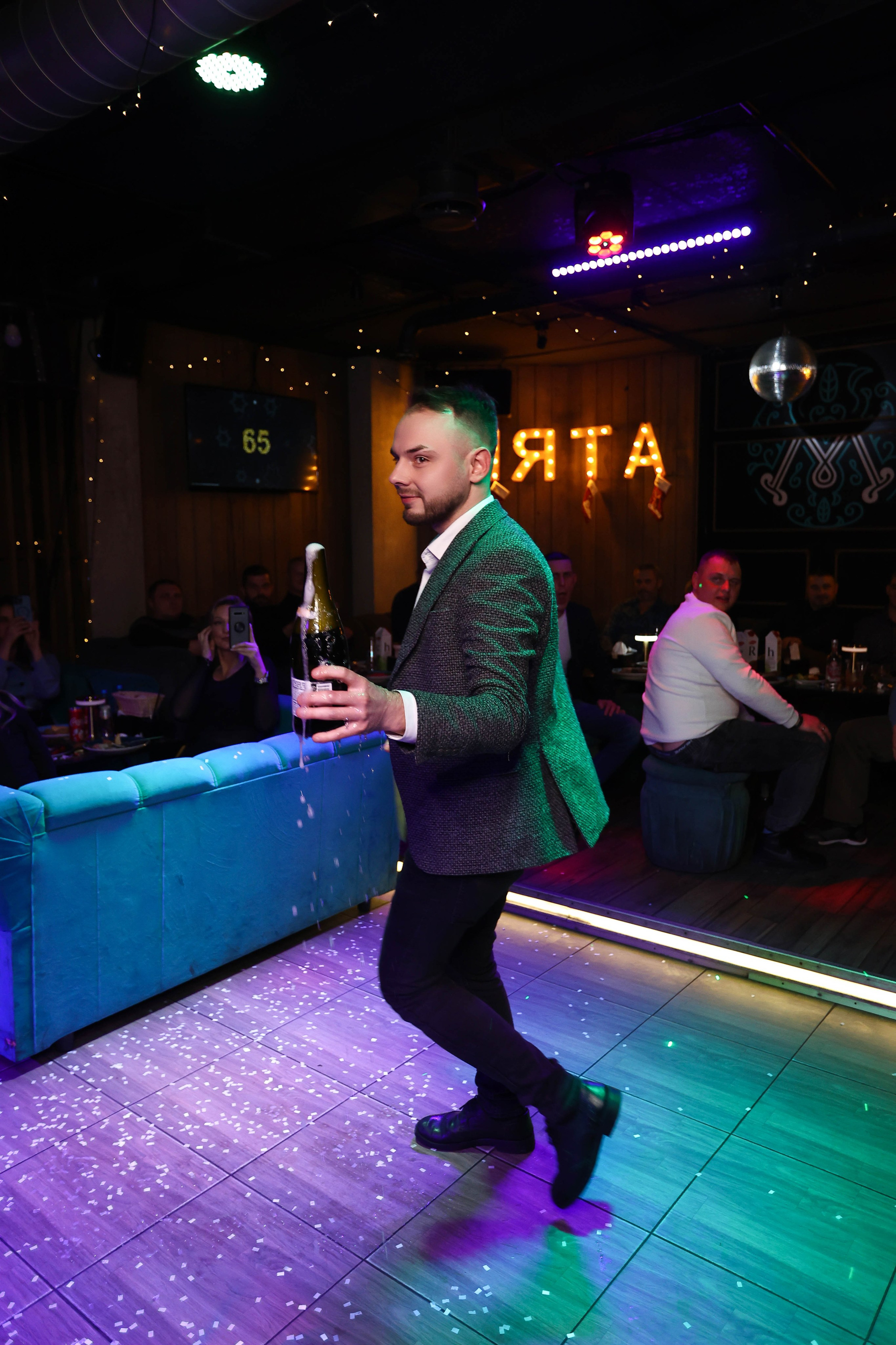 15/12/23 Новогоднее караоке в Мята Спортивная. Мята Спортивная — Кальянная, караоке, бар в Минске