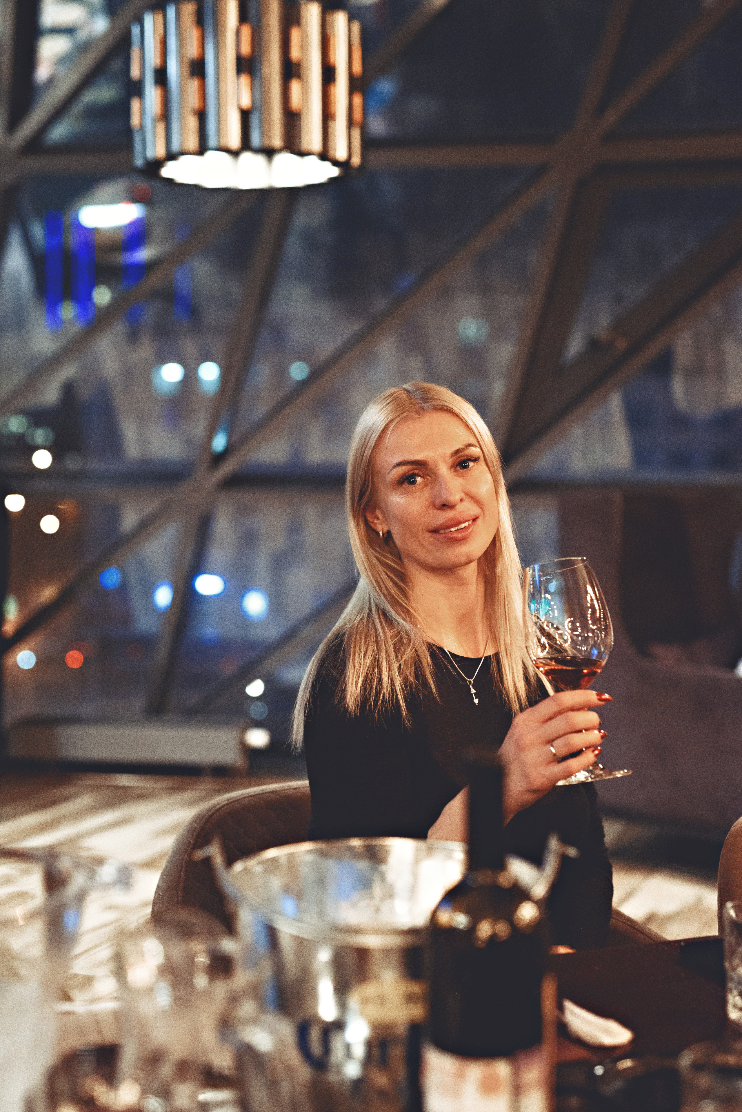 Гриль и бутыль 8 апреля. Агентство личного бренда «Брендовски»