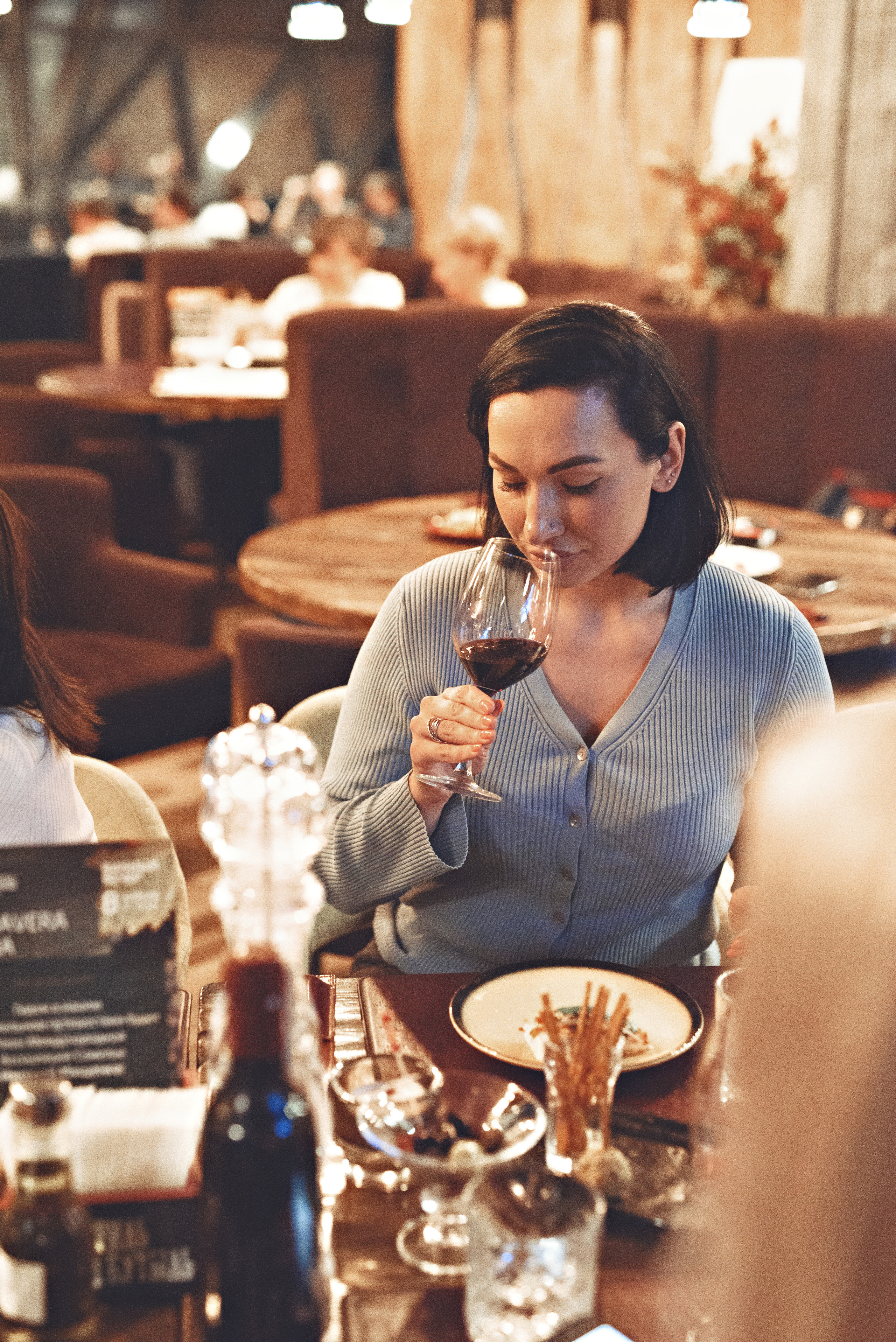 Гриль и бутыль 8 апреля. Агентство личного бренда «Брендовски»