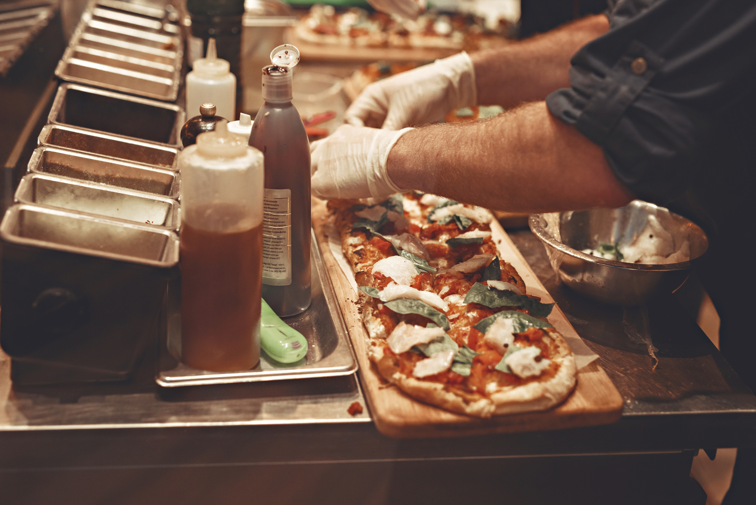 Гриль и бутыль 8 апреля. Агентство личного бренда «Брендовски»