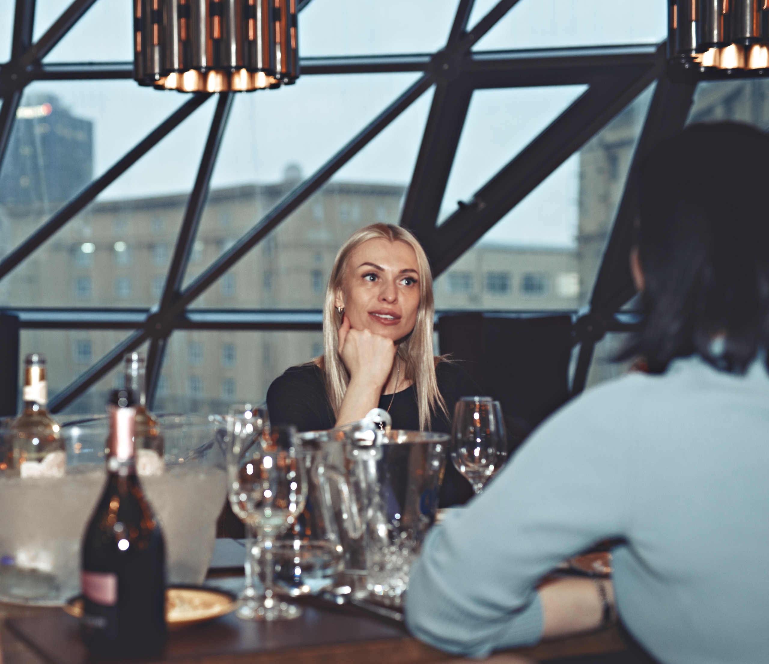 Гриль и бутыль 8 апреля. Агентство личного бренда «Брендовски»