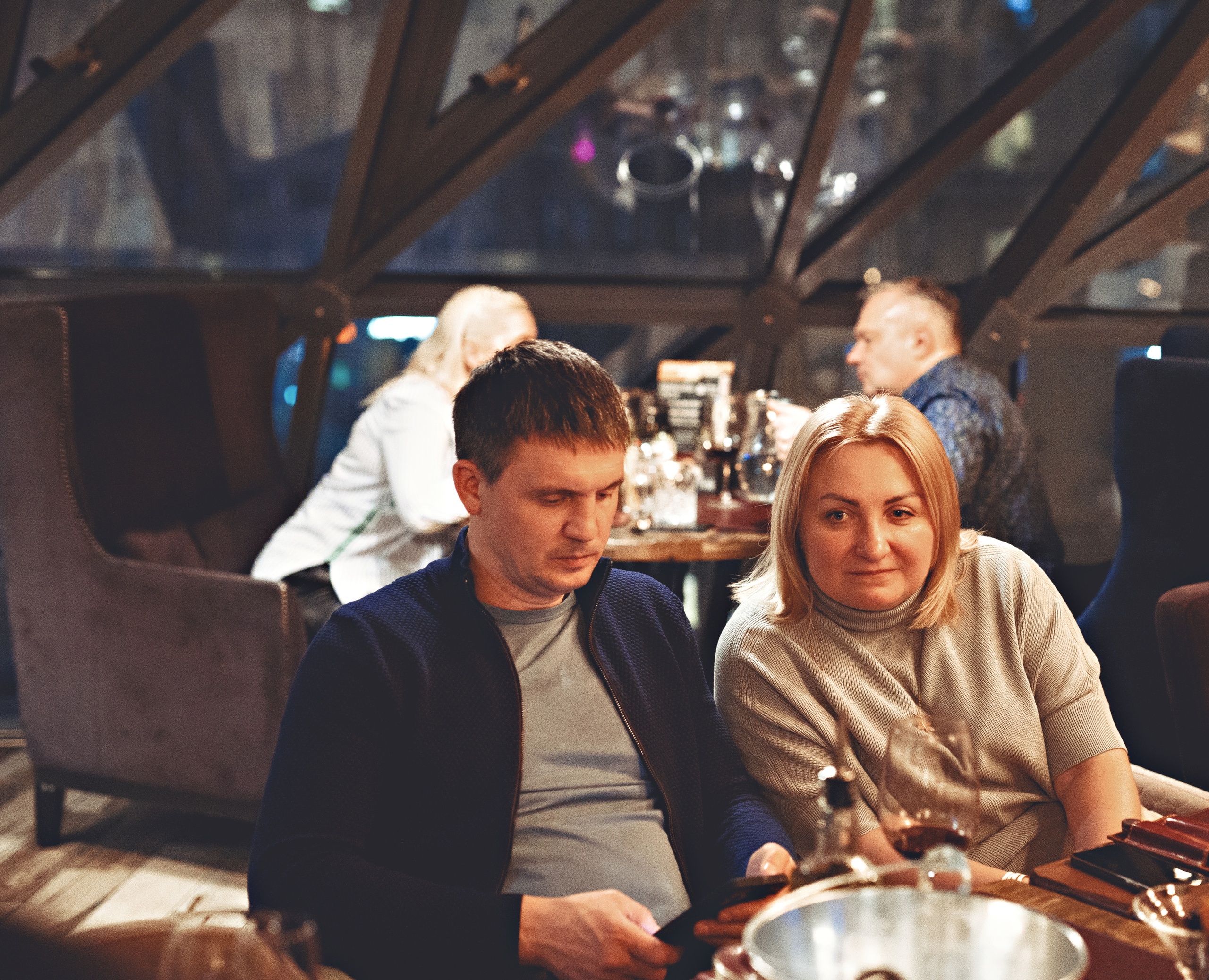 Гриль и бутыль 8 апреля. Агентство личного бренда «Брендовски»