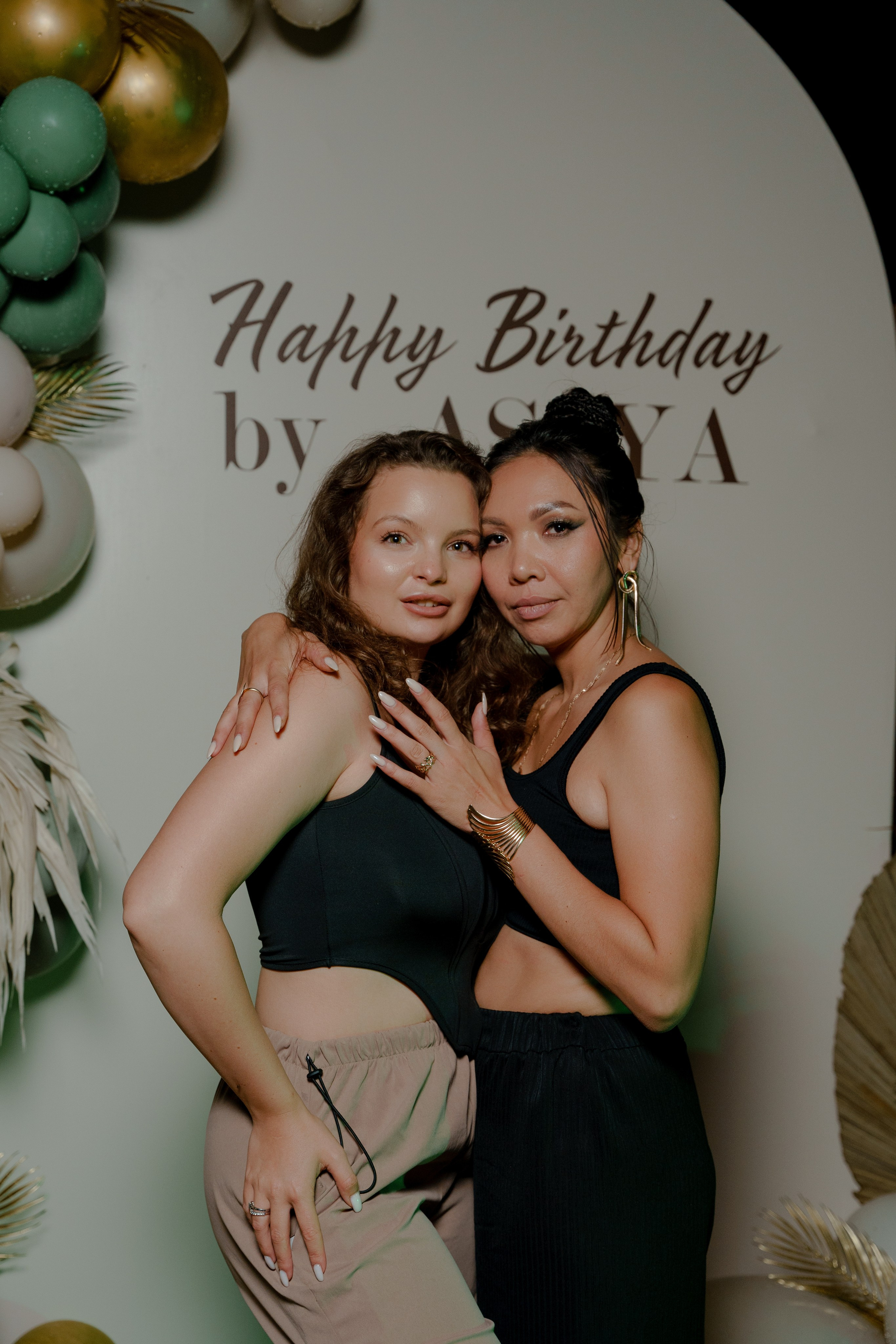 День рождения в шатре на водохранилище. Репортажный фотограф Москва Сергей Дружинин