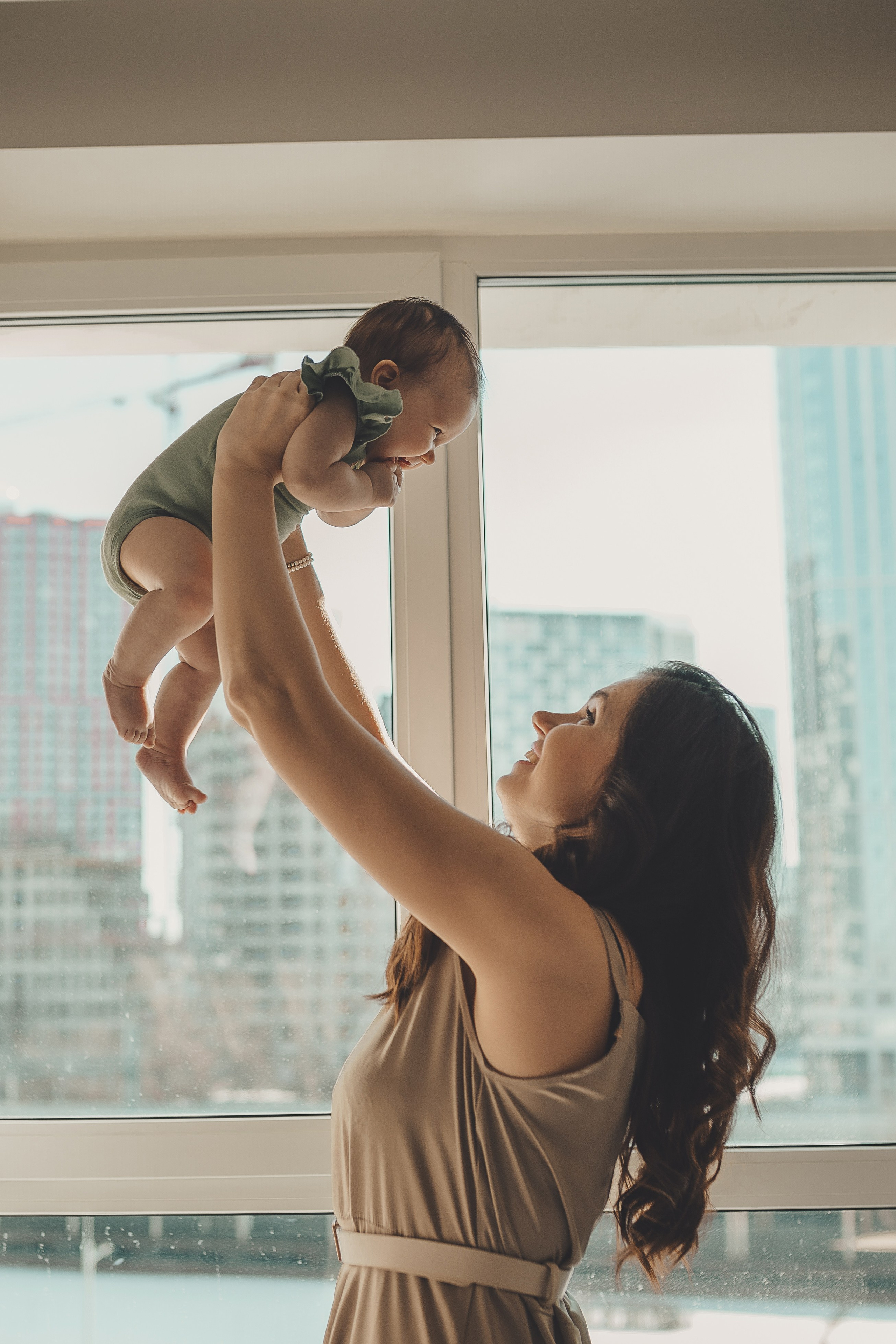 Съемка новорожденных в палате роддома