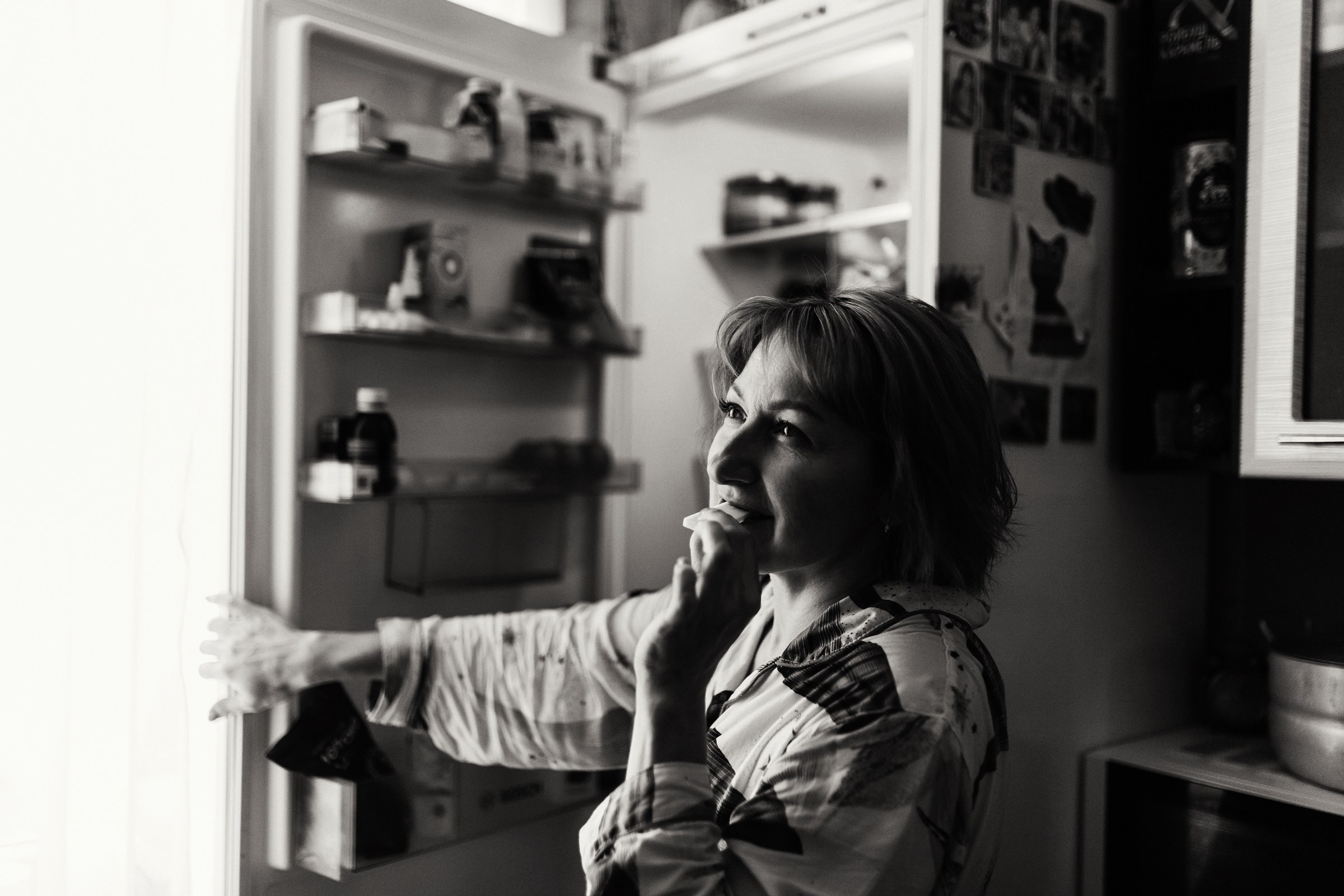 Домашний лайфстайл (утро). Ирина. Июнь 2025. Фотограф Пермь. Свадьбы. Семья и дети, школа, д. сад. Фотокниги