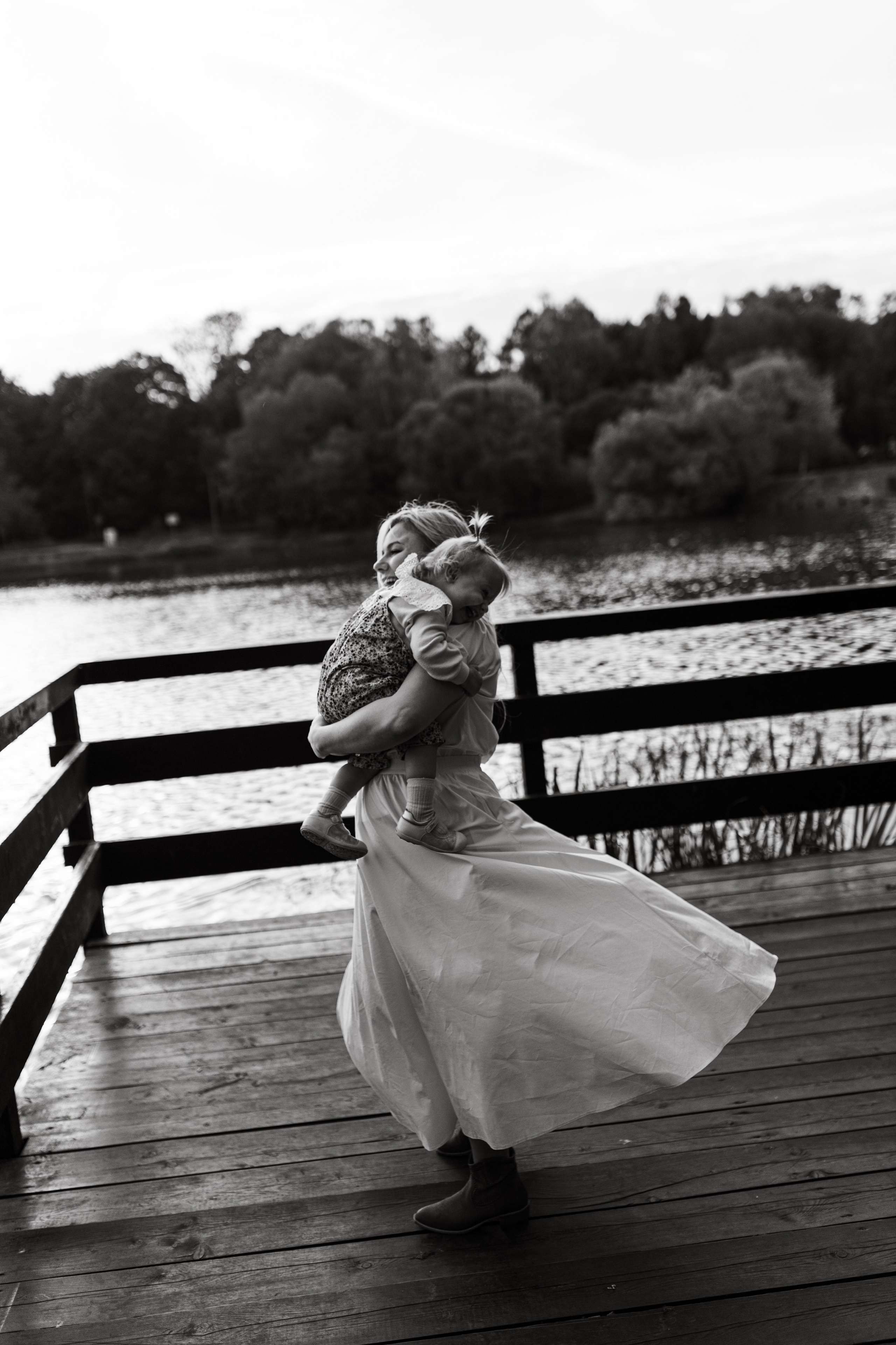 Ольга, Елена и маленькая Таисия. Семейный фотограф в Москве Жукова Анна