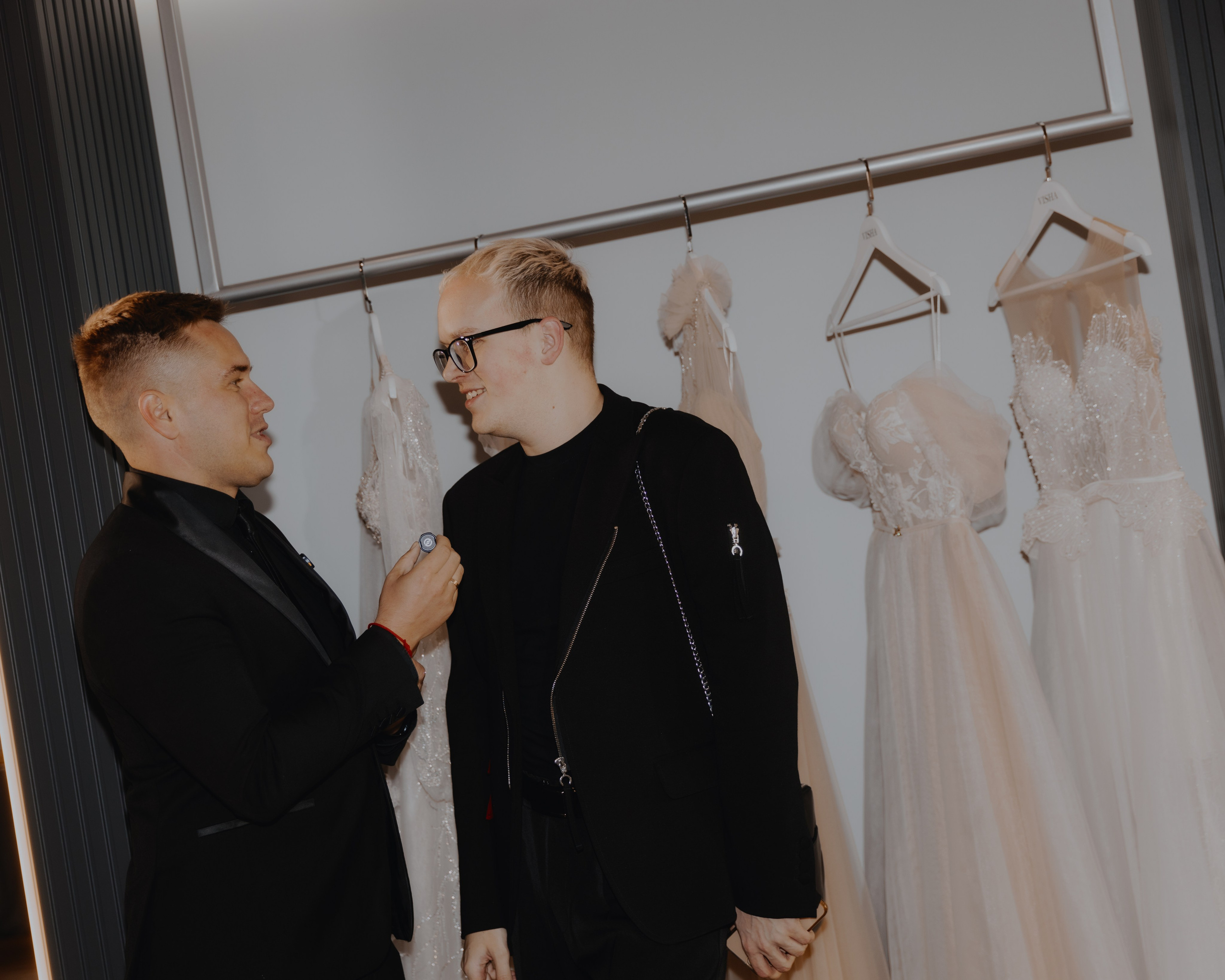 Открытие свадебного салона VISHA. Свадебные фотографы в Гомеле и Минске Сергей и Анастасия Фещенок