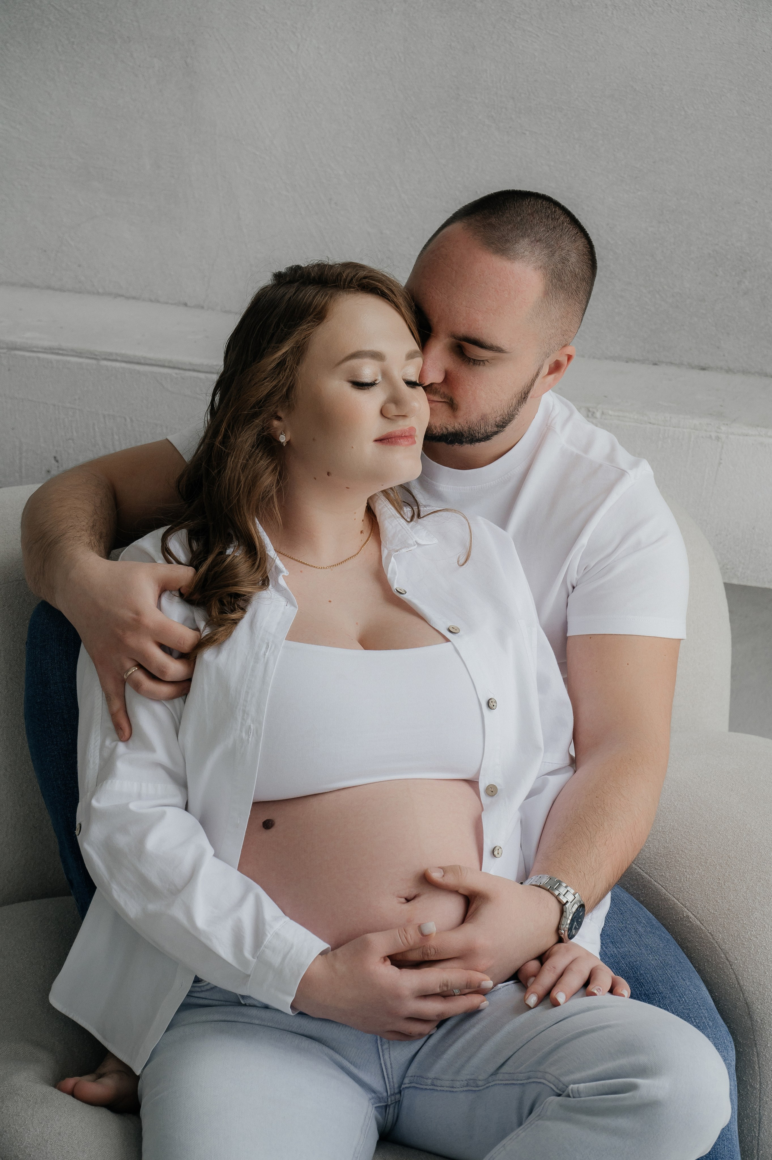Оля и Никита в ожидании малыша. Фотограф Мария Строгонова