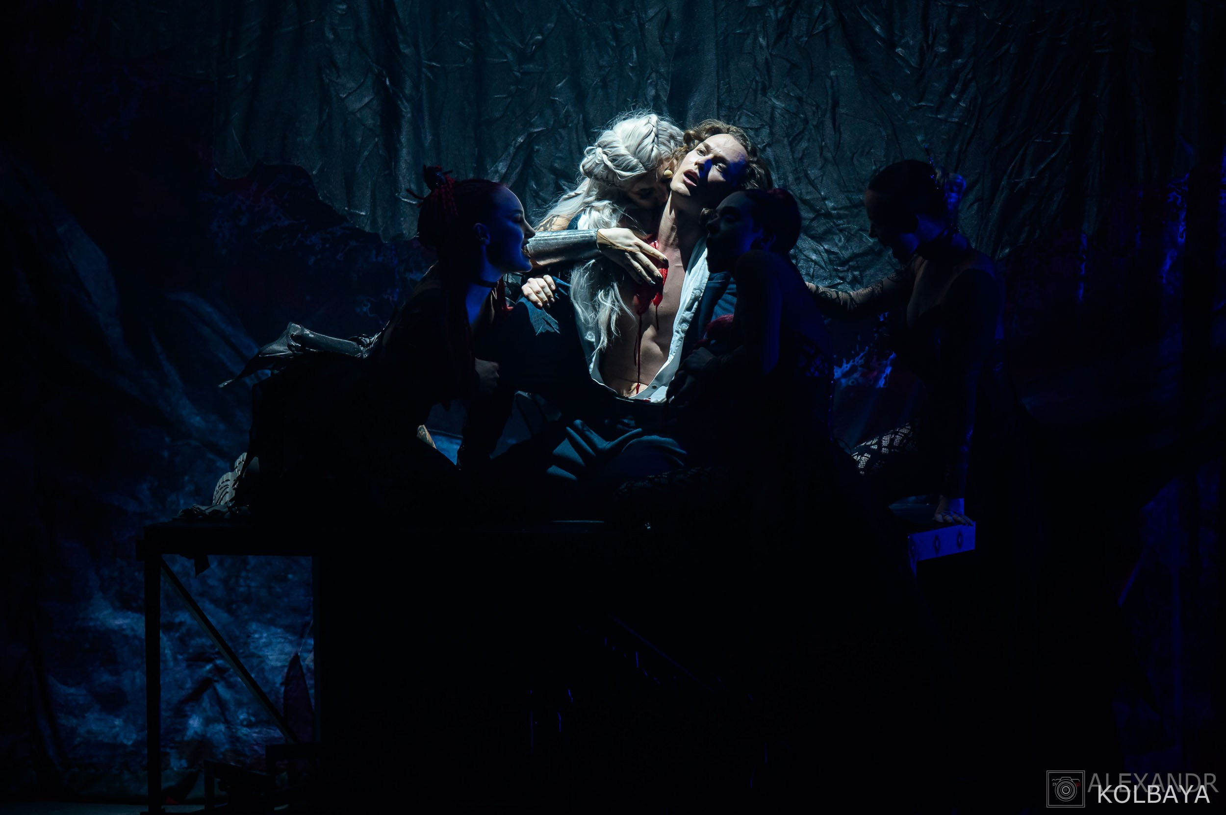Мюзикл Дракула. Концертный и театральный репортажный фотограф в Москве Александр Колбая