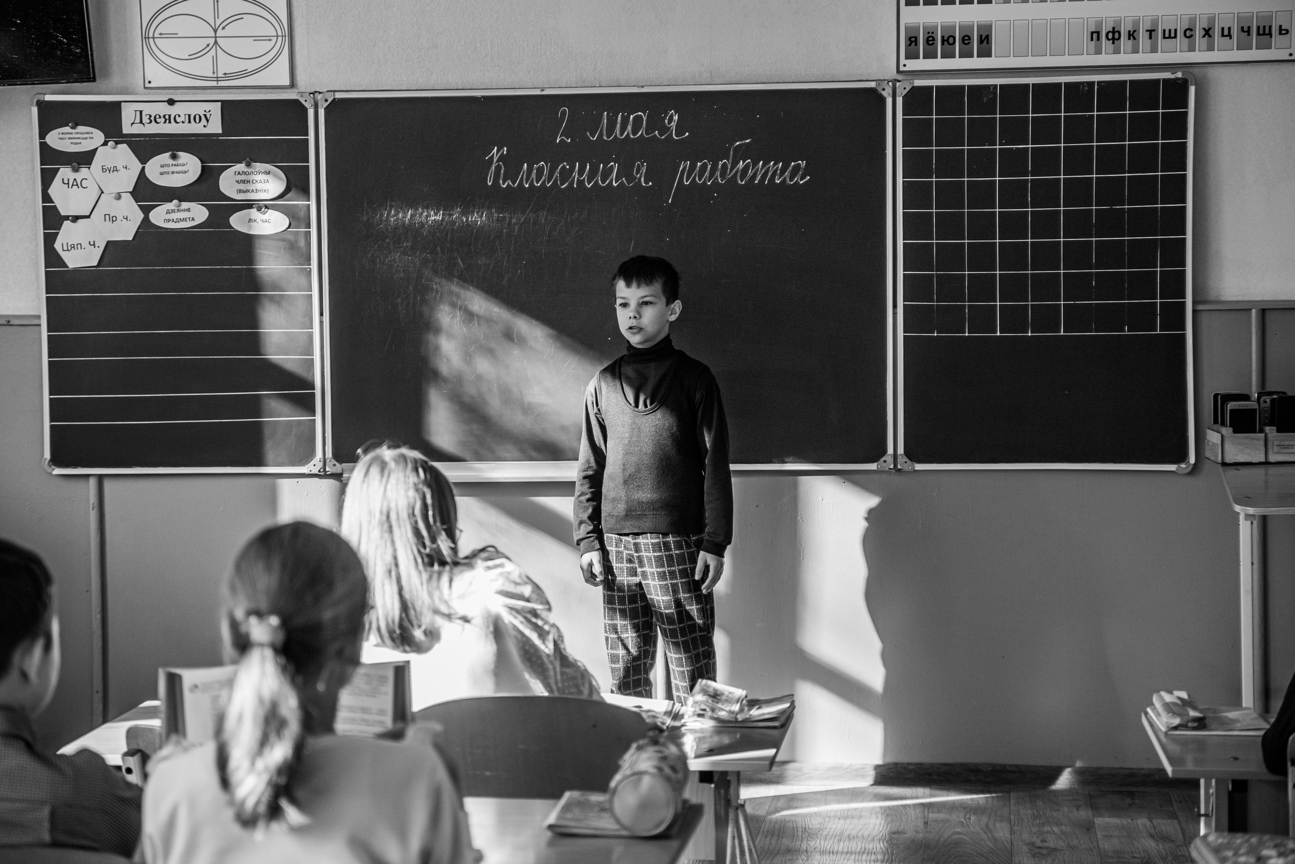 Школьные фотографии могут быть такими. Репортажный и детский фотограф в Минске