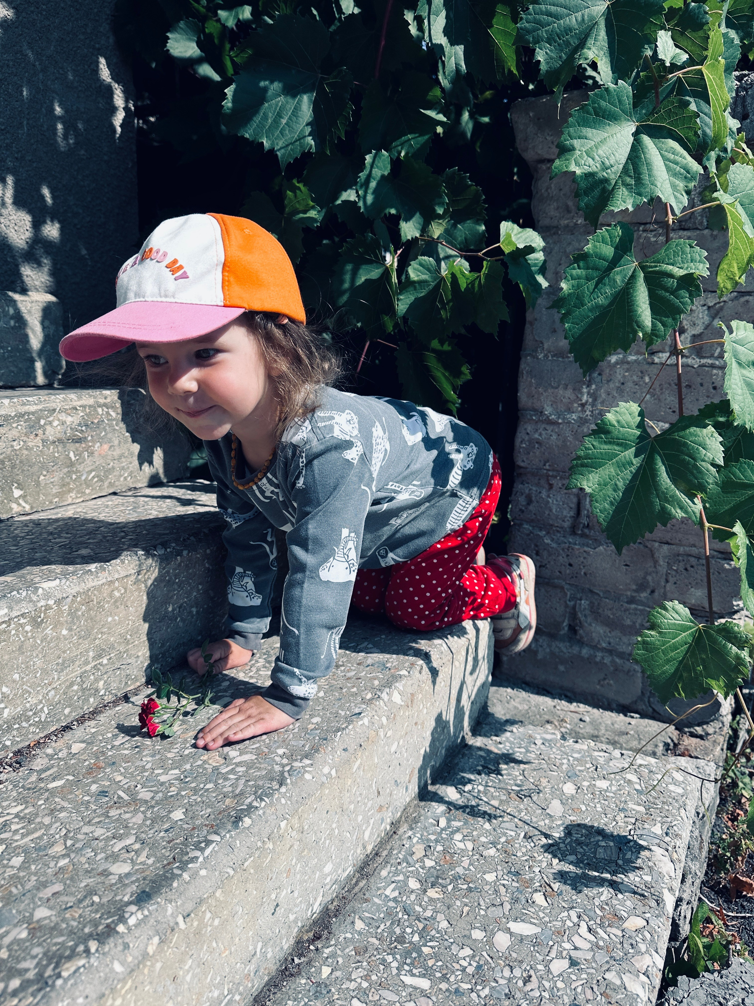 Дети. Смотри, красота!