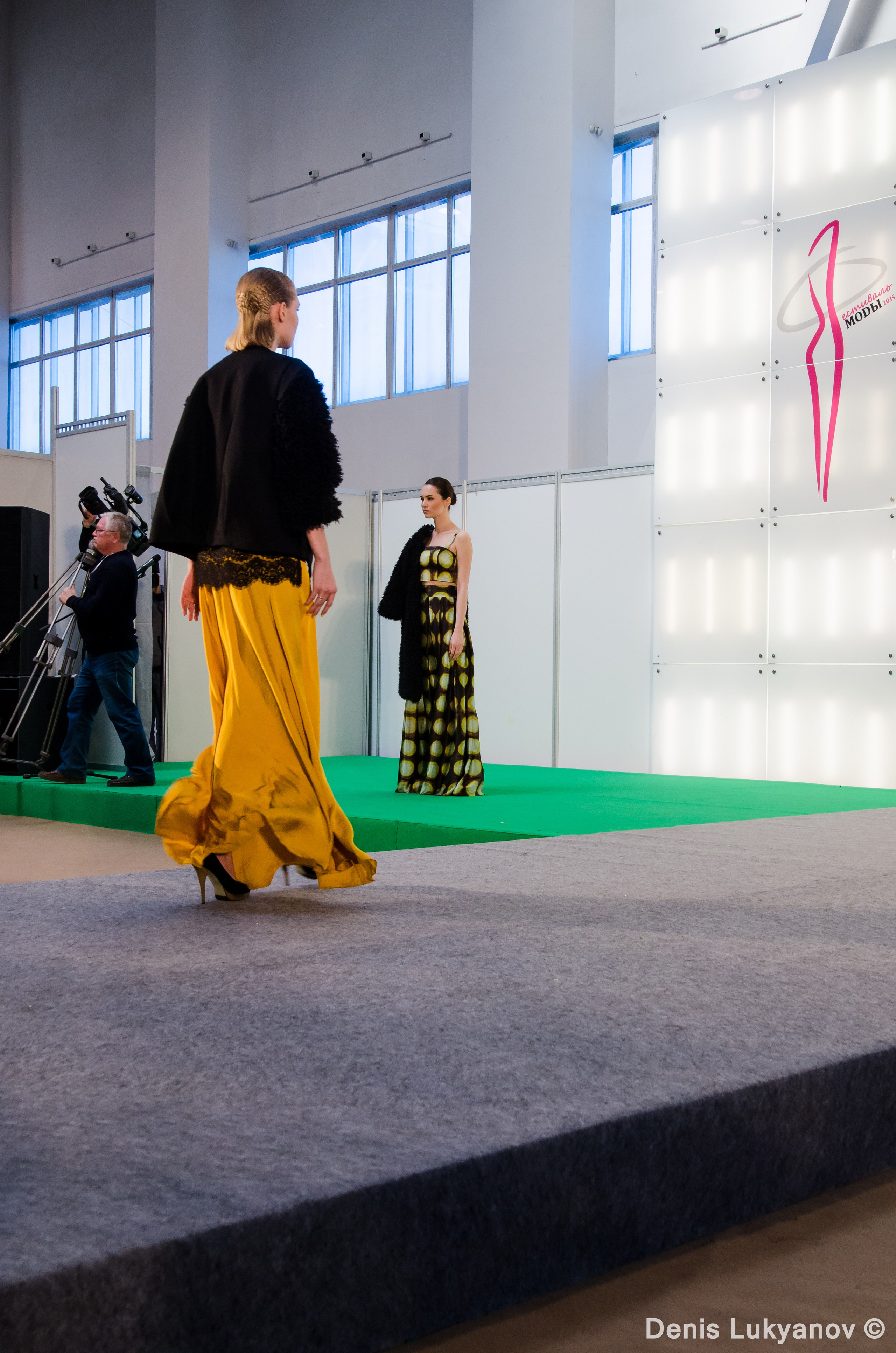 Формула Моды.Континент. Свадебный и семейный фотограф Денис Лукьянов в Краснодаре, Краснодарском крае и Республике Крым