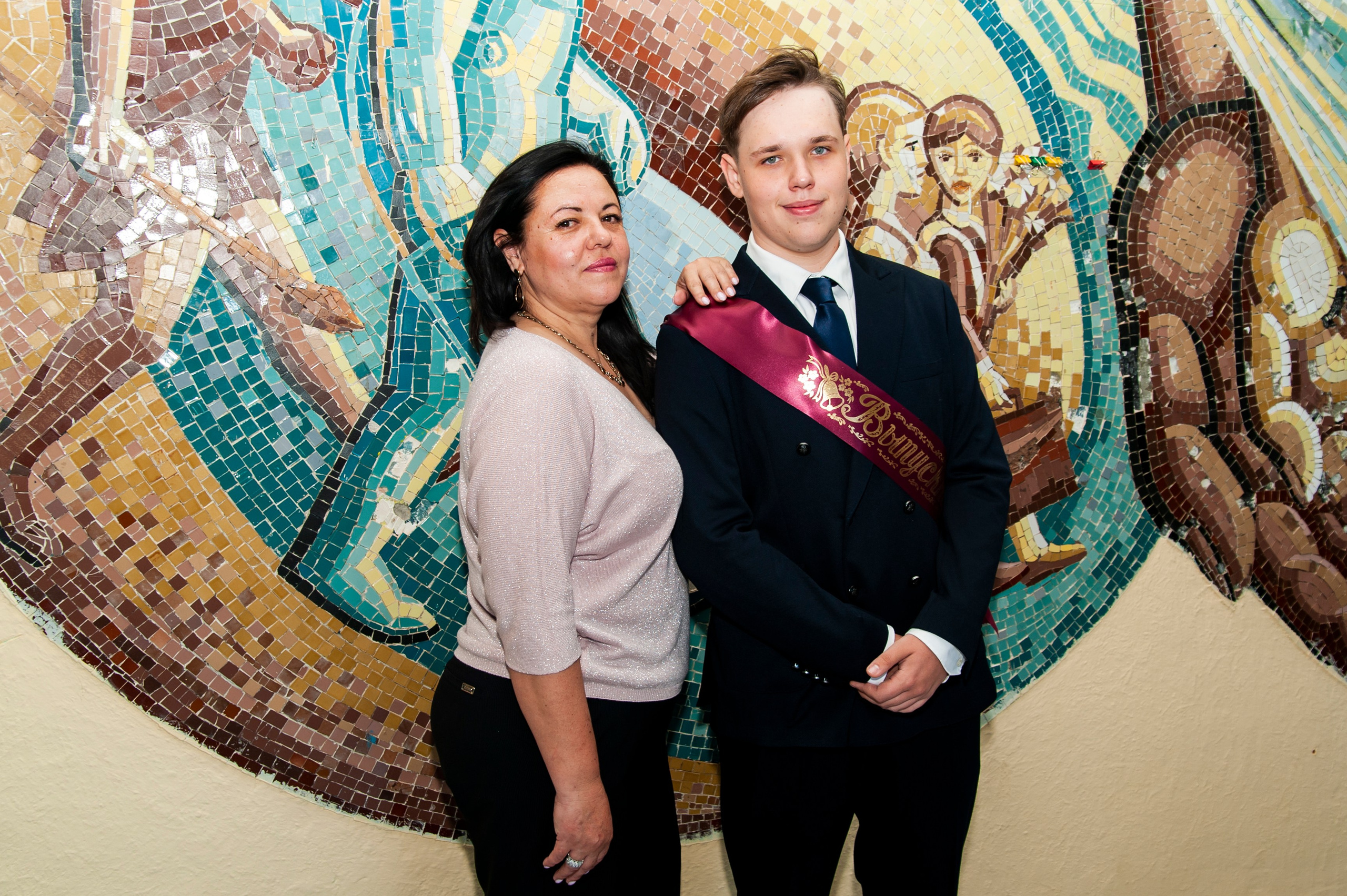 Последний Звонок МАОУ СОШ № 17 им. Эдуарда Есаяна — Архипо-Осиповка. Свадебный и семейный фотограф Денис Лукьянов в Краснодаре, Краснодарском крае и Республике Крым