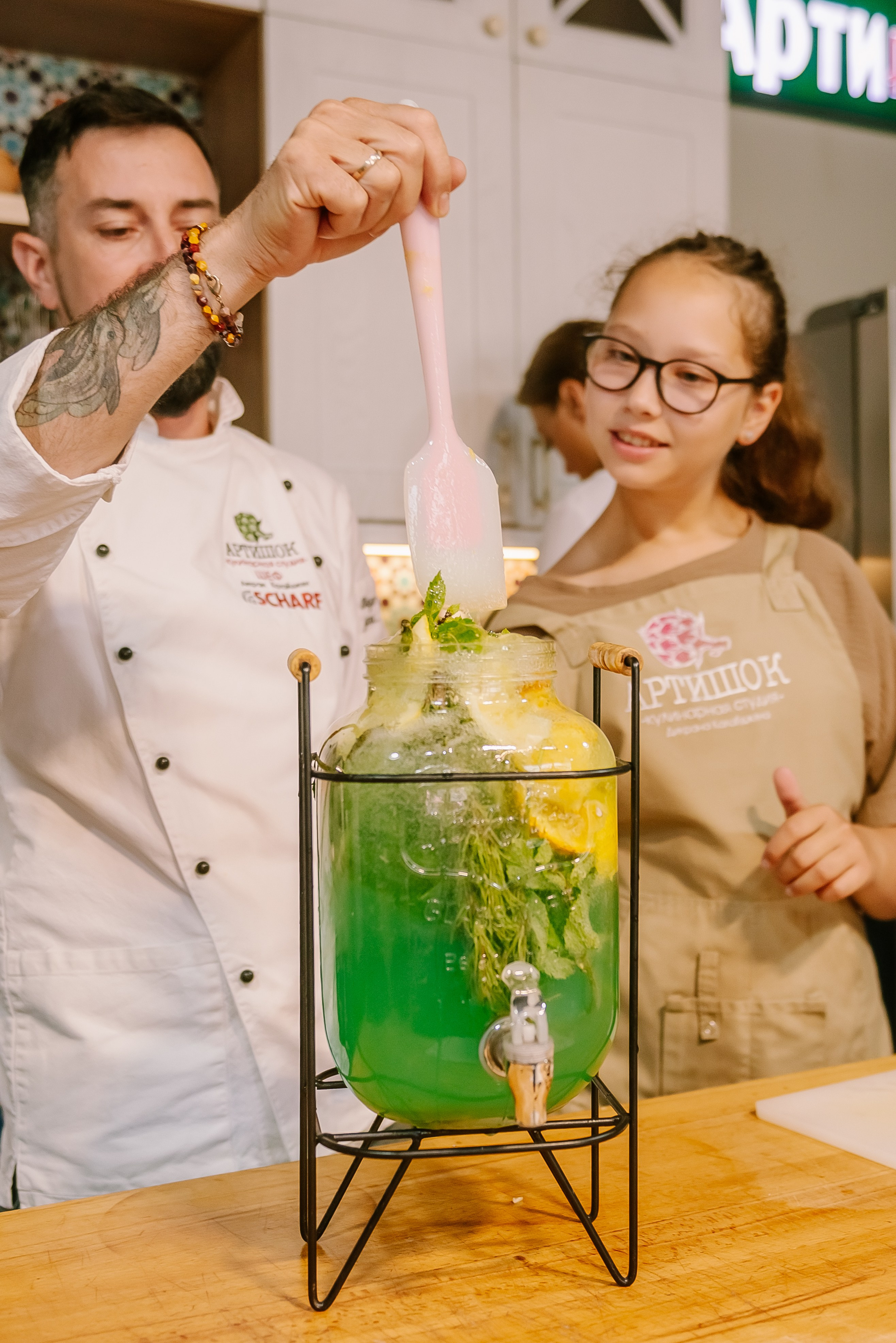 Инклюзивная кухня добра в Артишок 30. 07.35. Детский фотограф, семейный фотограф и репортажи в Кемерово