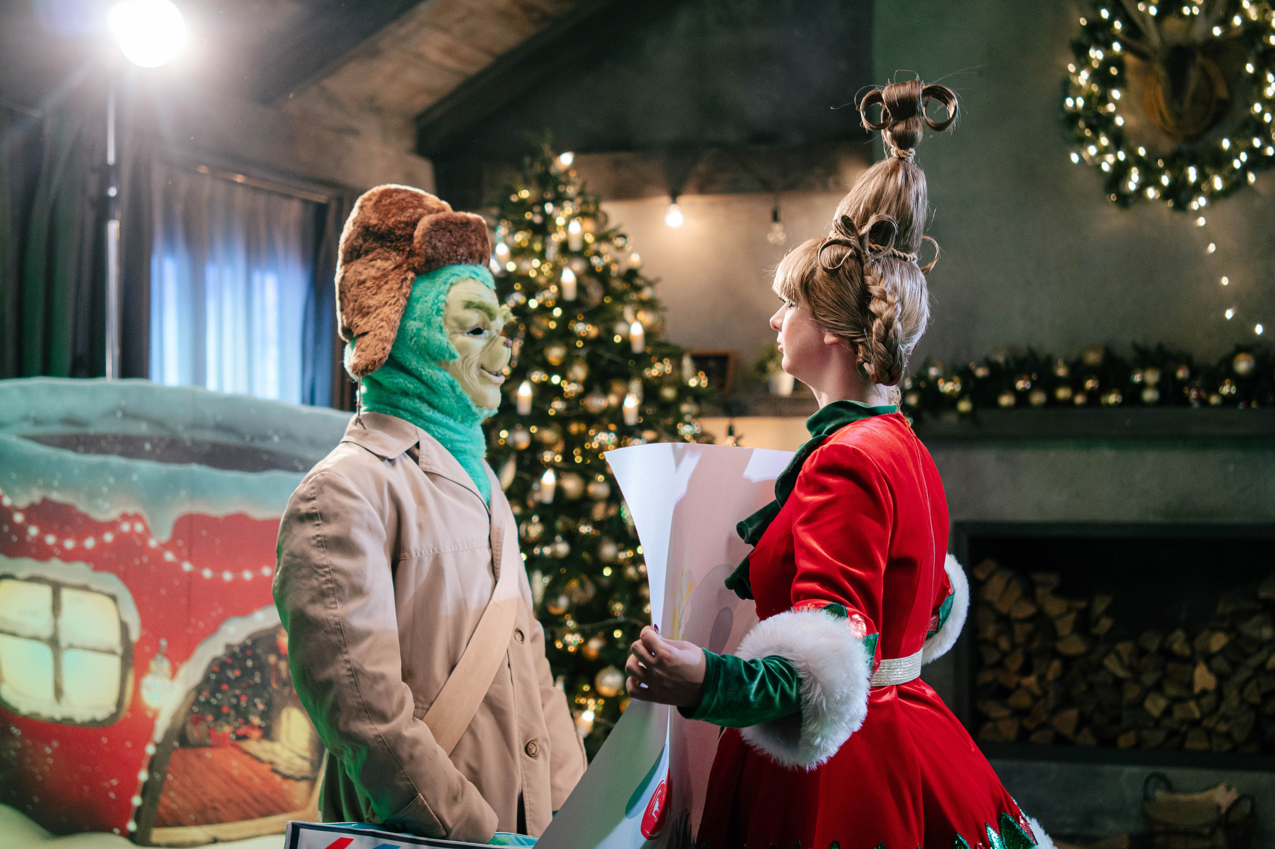 Гринч Circus Zone. Фотограф / видеограф в Москве и Сочи Sofia Riversong