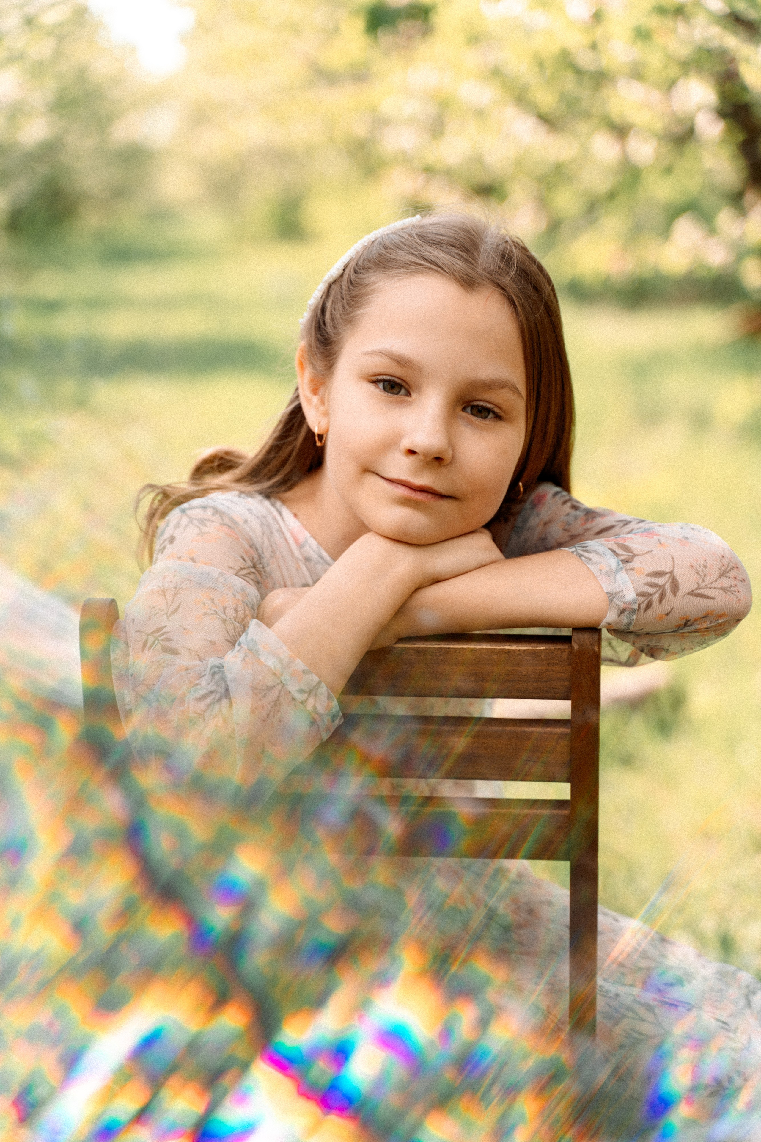 Сава и Ася в цветущем саду. Семейный фотограф Новочеркасск