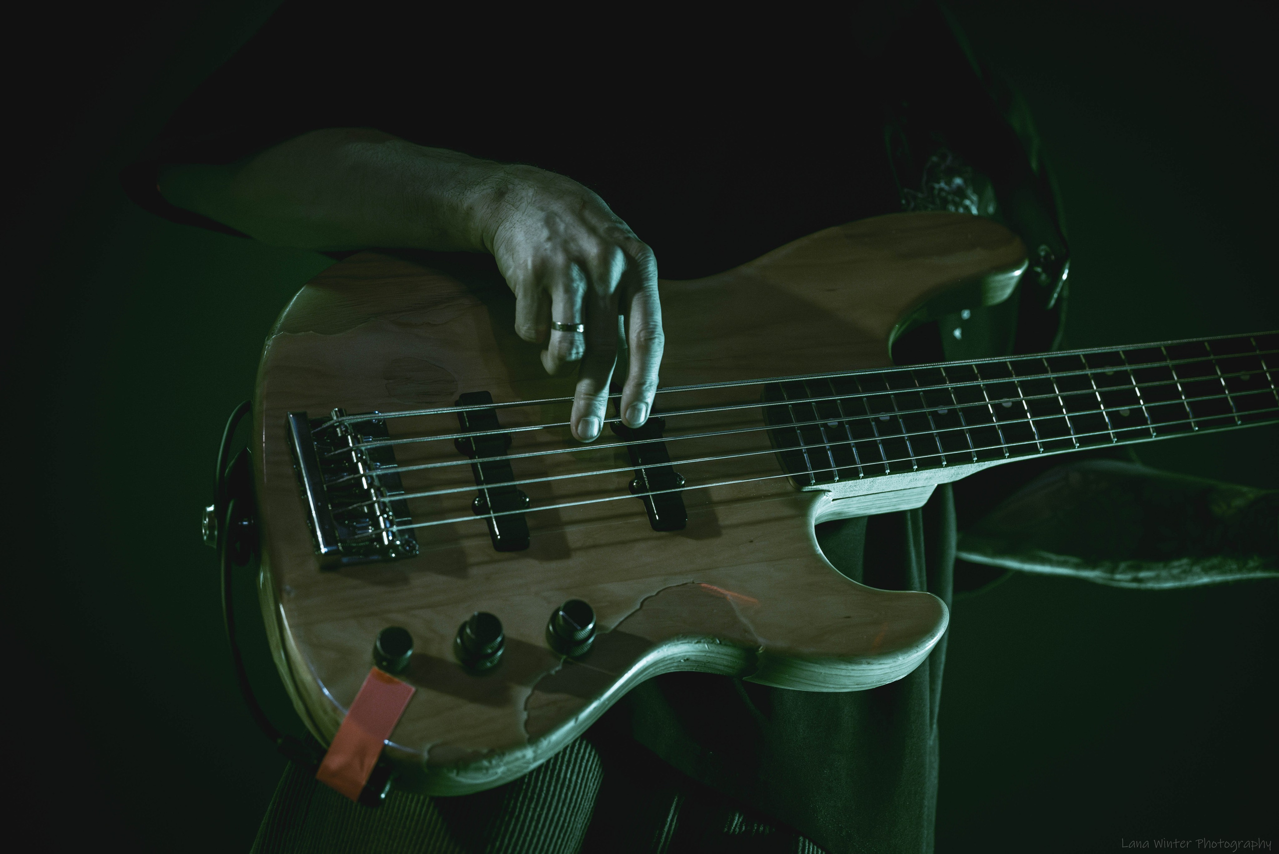 7000$ (25 января 2025 года, Москва, клуб Урбан). Фотограф Светлана Блинова, Москва и Московская область