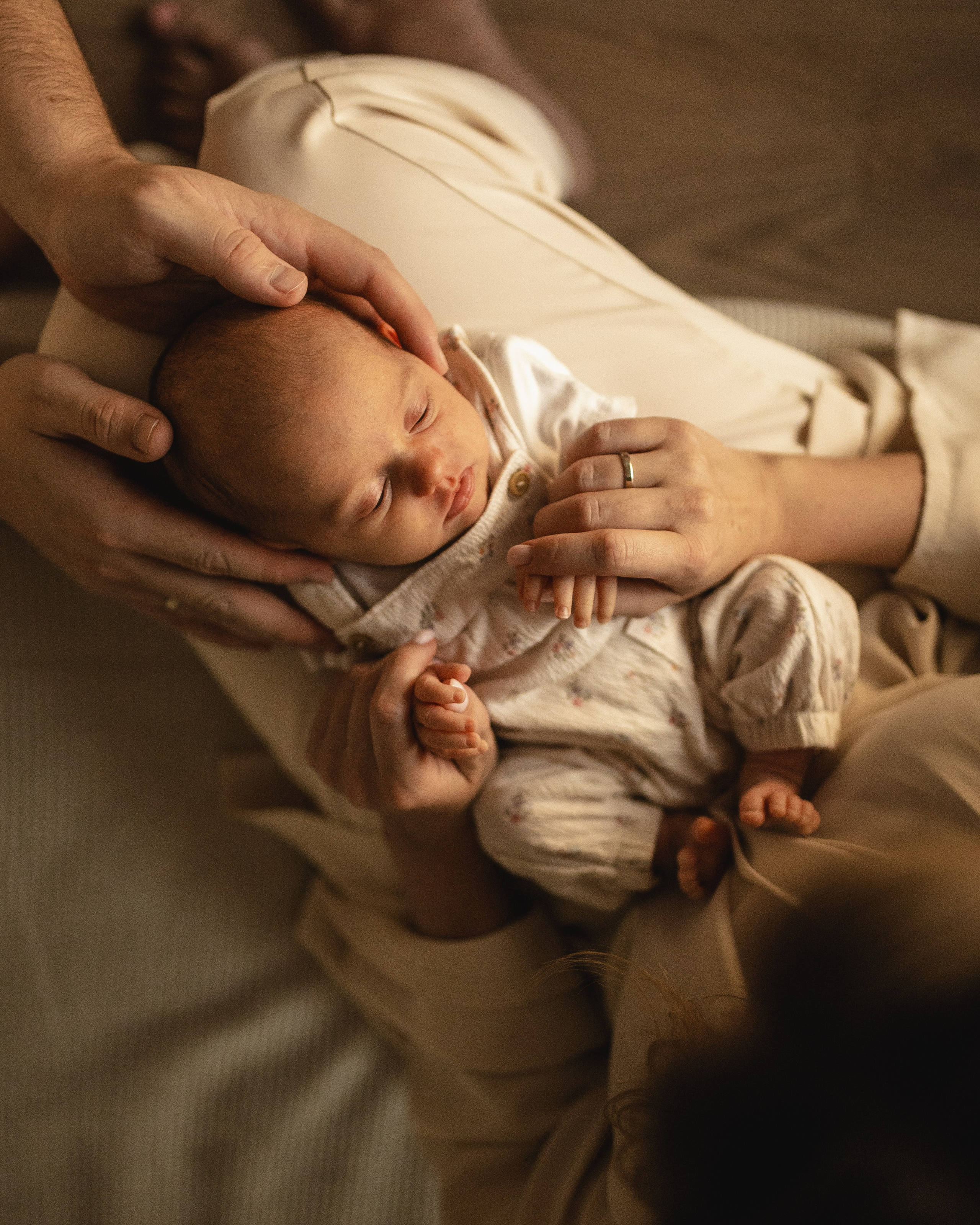 Ньюборн фотосессия в стиле лайфстайл Москва. Семейная фотосессия Бутово Москва фотограф Алина Морщагина