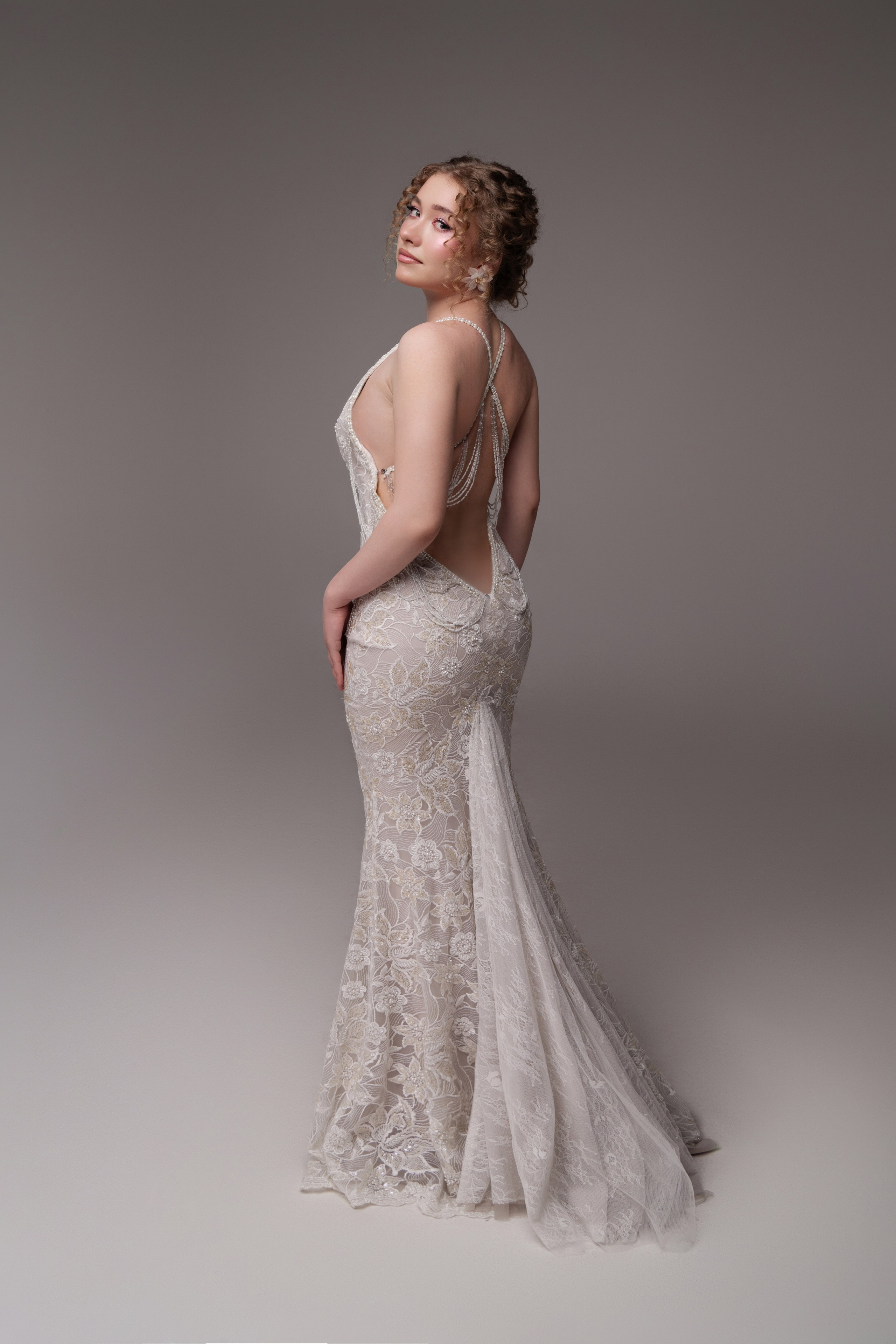 Платья. Оксана Волик фотограф в Архангельске. Аренда фотостудии White Studio