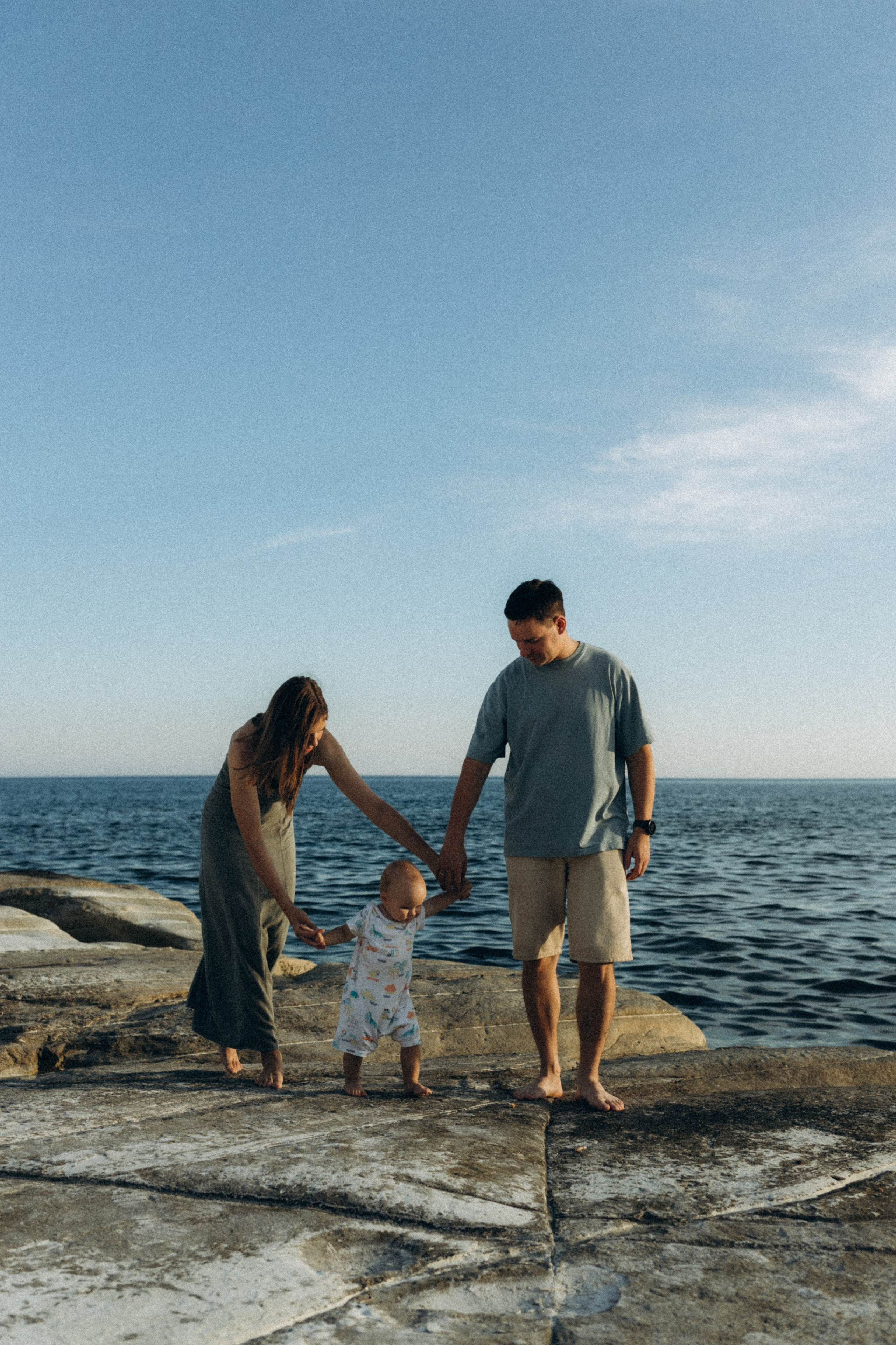 Прогулка у моря. Анастасия Кацуба. Фотограф материнства и семейный фотограф. Валенсия