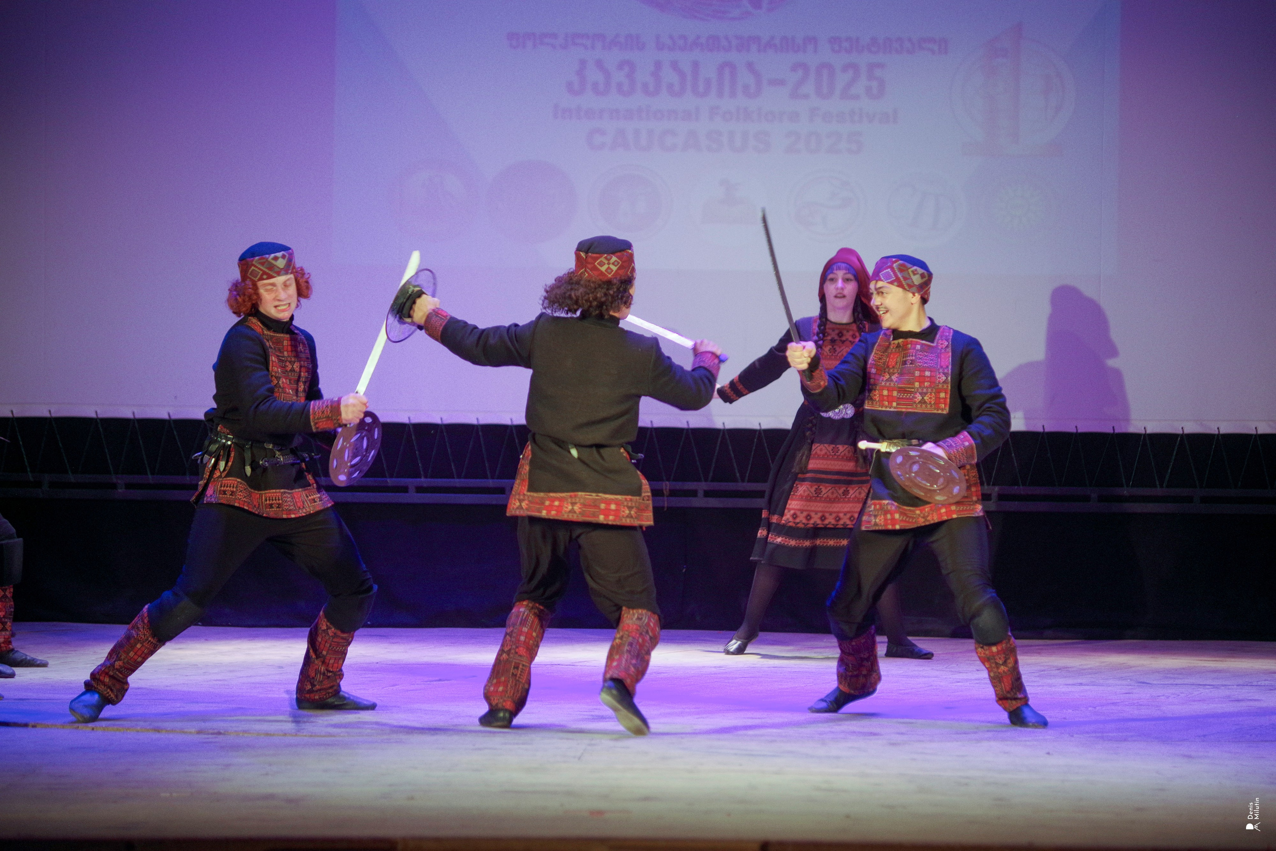 Танцы в прекрасном Они. Портретный фотограф Денис Милютин