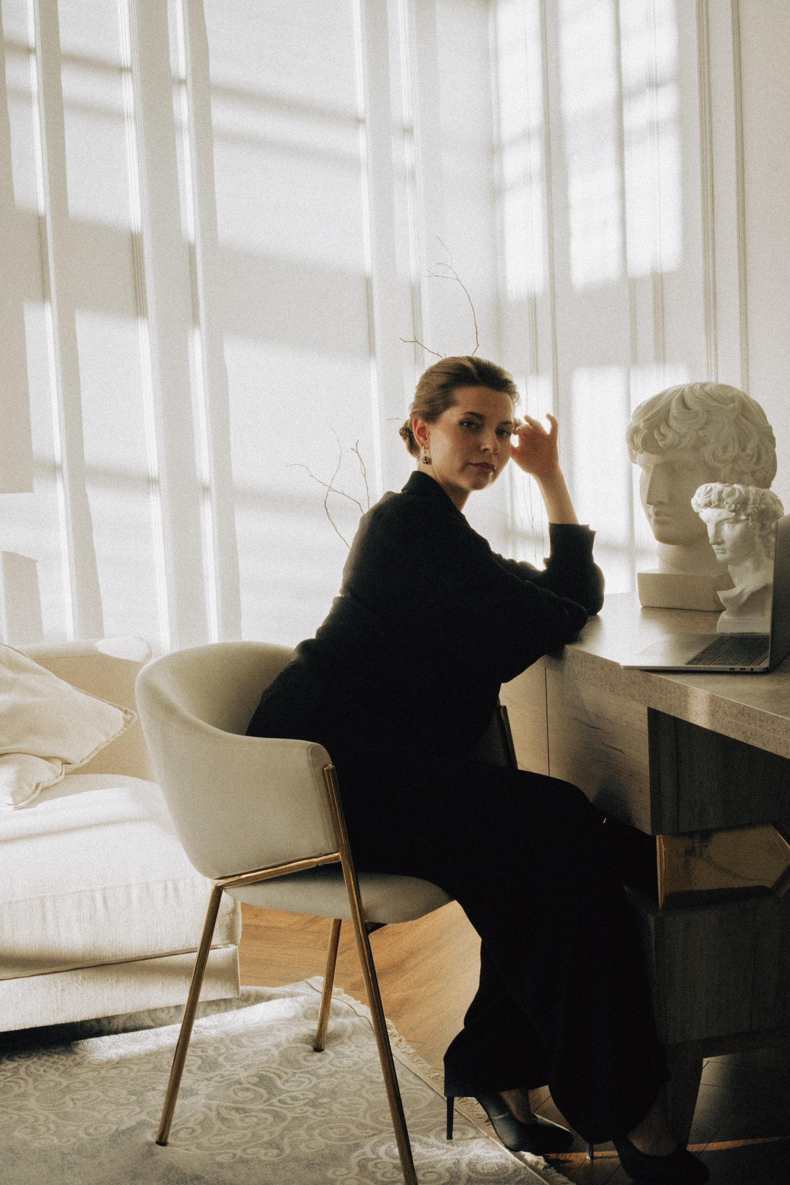 ФОТОСЕСИИЯ В СТУДИИ ДЛЯ ДЕВУШКИ ПСИХОЛОГА. Профессиональный фотограф, Санкт-Петербург — Виктория Богомолова