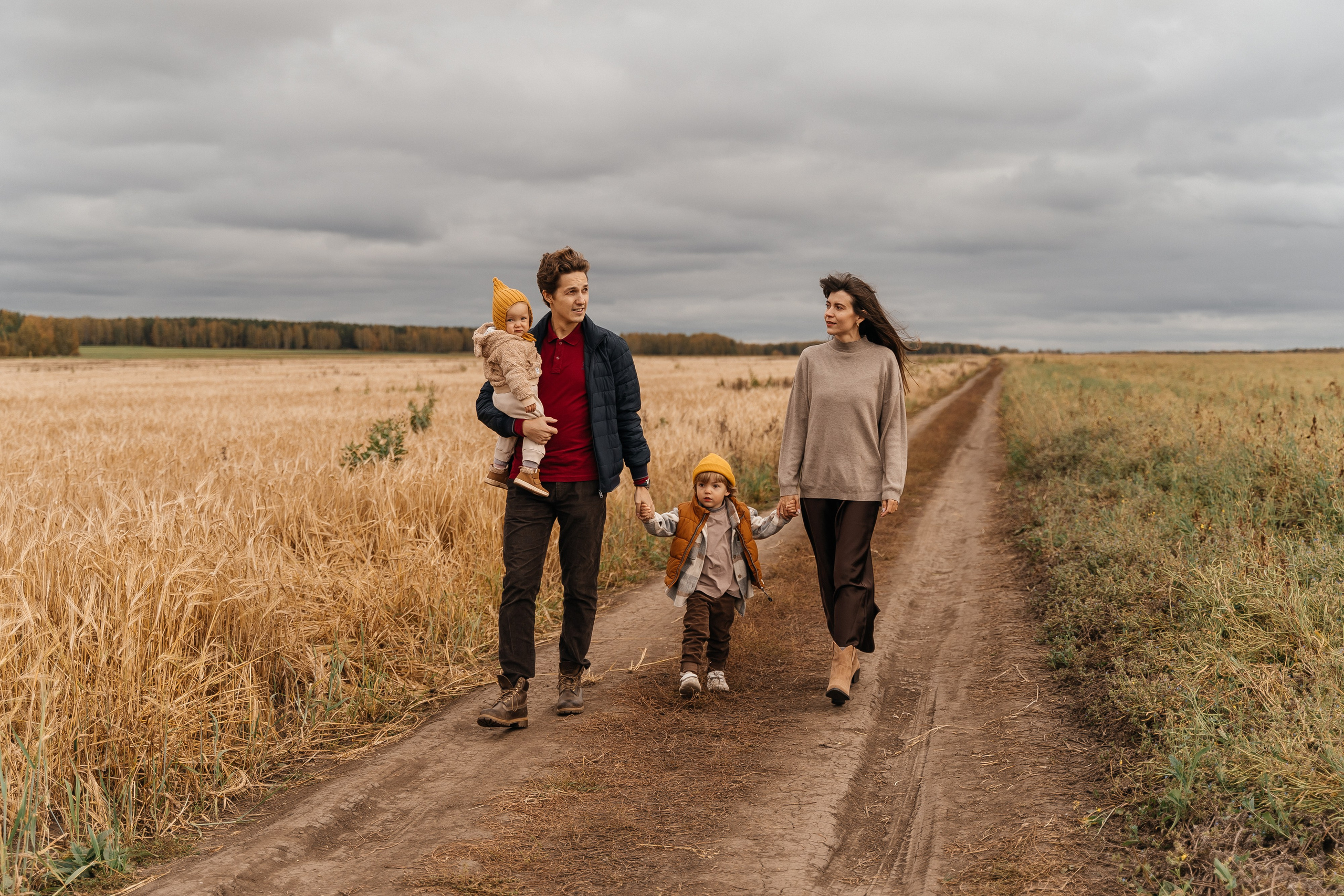 Саша, Женя, Лёва и Марта. Волик Мария