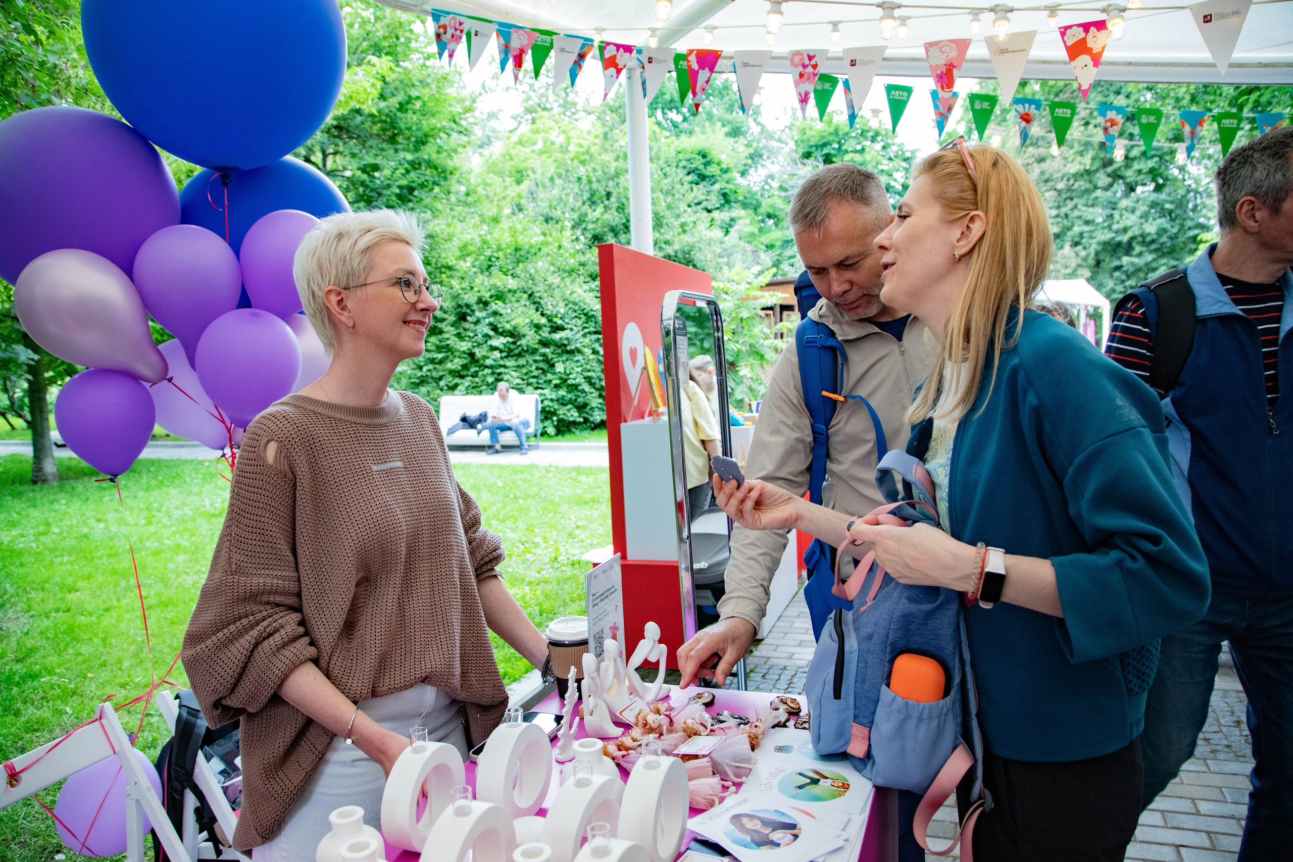 Съемка для благотворительного фонда. Женский фотограф в Москве Рина Леонтьева
