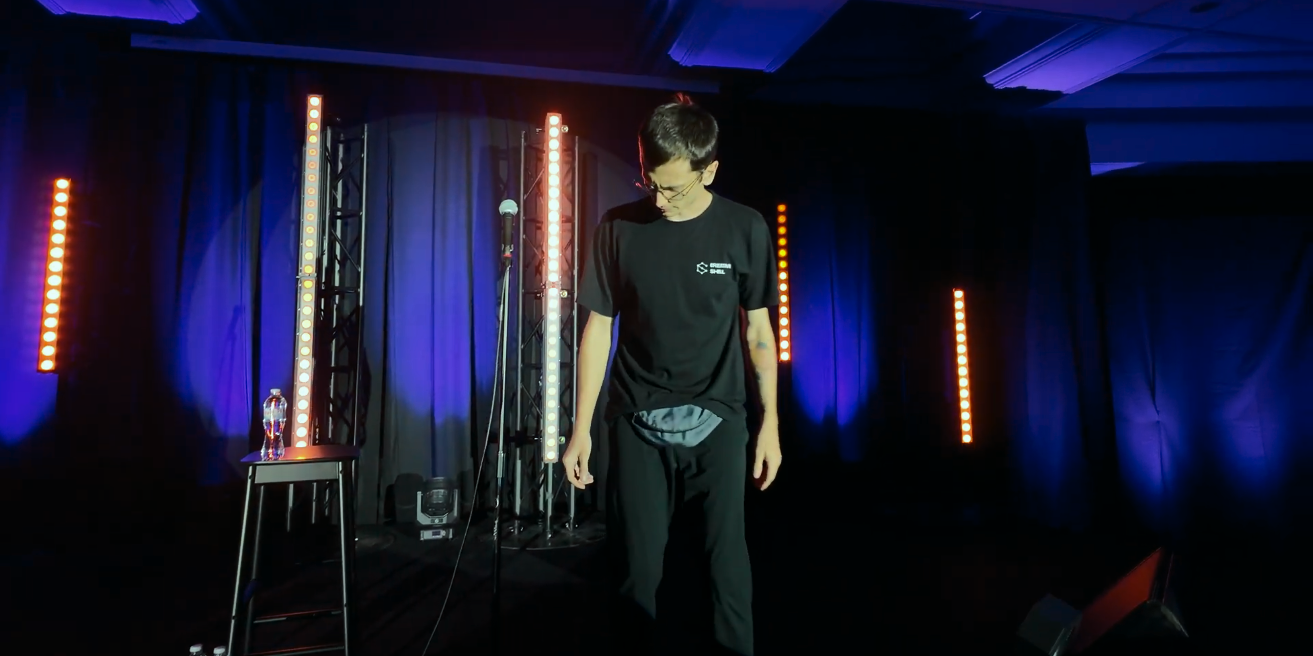 Организация мероприятий в Азии: концерты, вечеринки, бизнес-ужины, конференции. Аренда сценического оборудования, светодиодных экранов. CREATIVE SHELL АЗИЯ