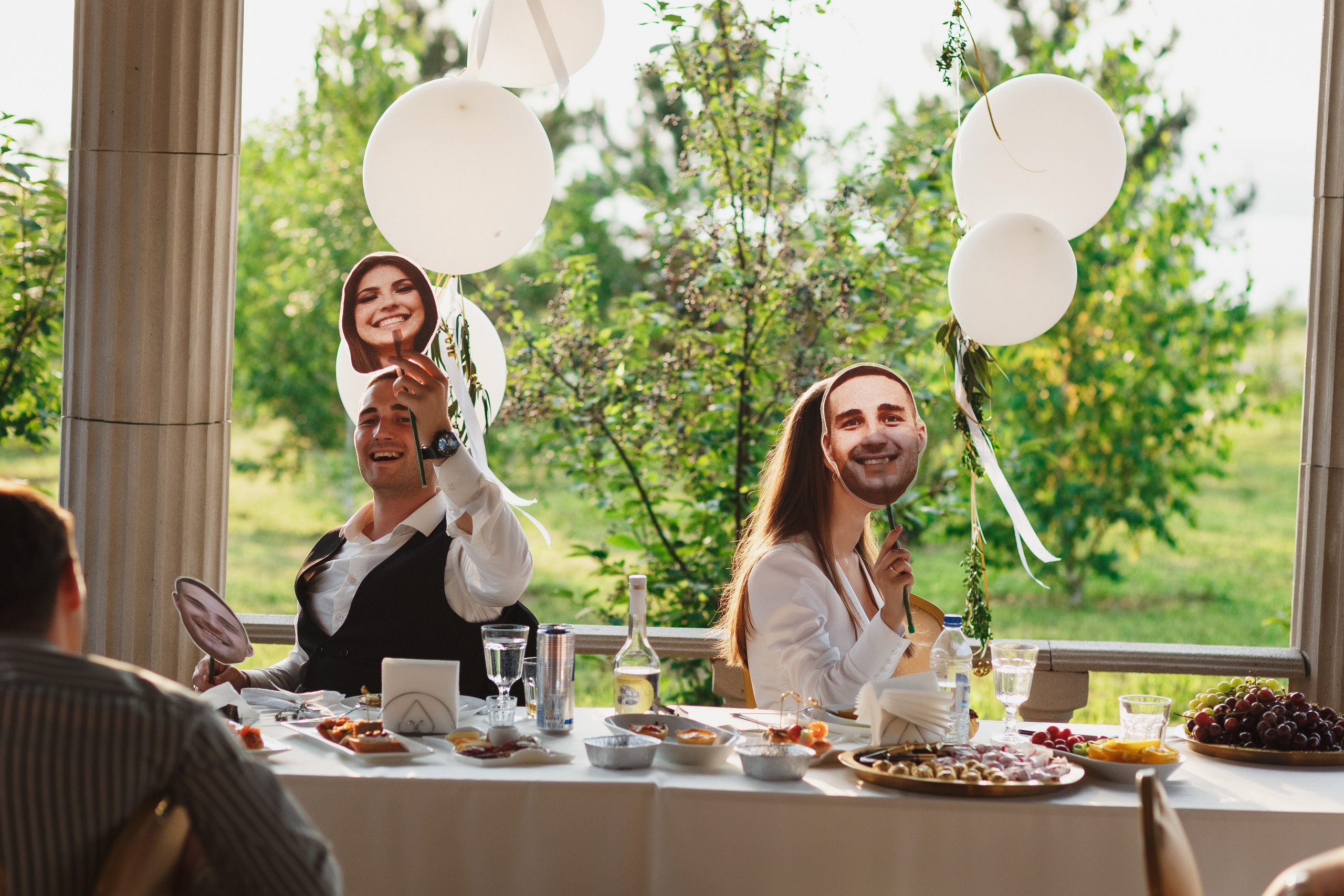 Свадебный фотограф Таганрог — фотосессия в центре города и банкет в коттедже «Виктория». Свадебный и семейный фотограф в Таганроге Бакарюк Антон