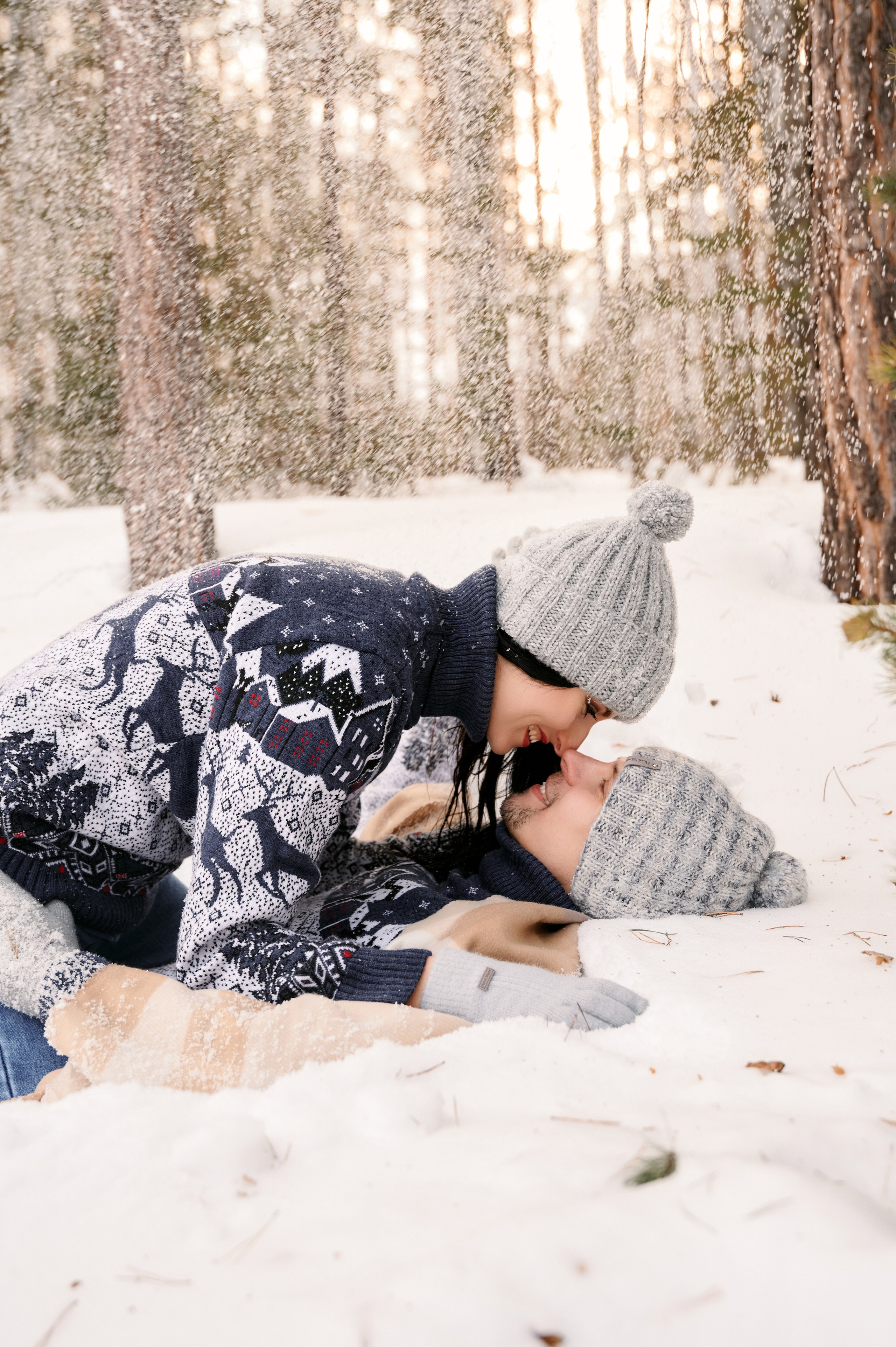 Семейный фотограф в Екатеринбурге – теплые и живые кадры. Фотосессия для семьи в Екатеринбурге. Лавстори фотограф екатеринбург. Фотограф Сергей Якубицкий Екатеринбург