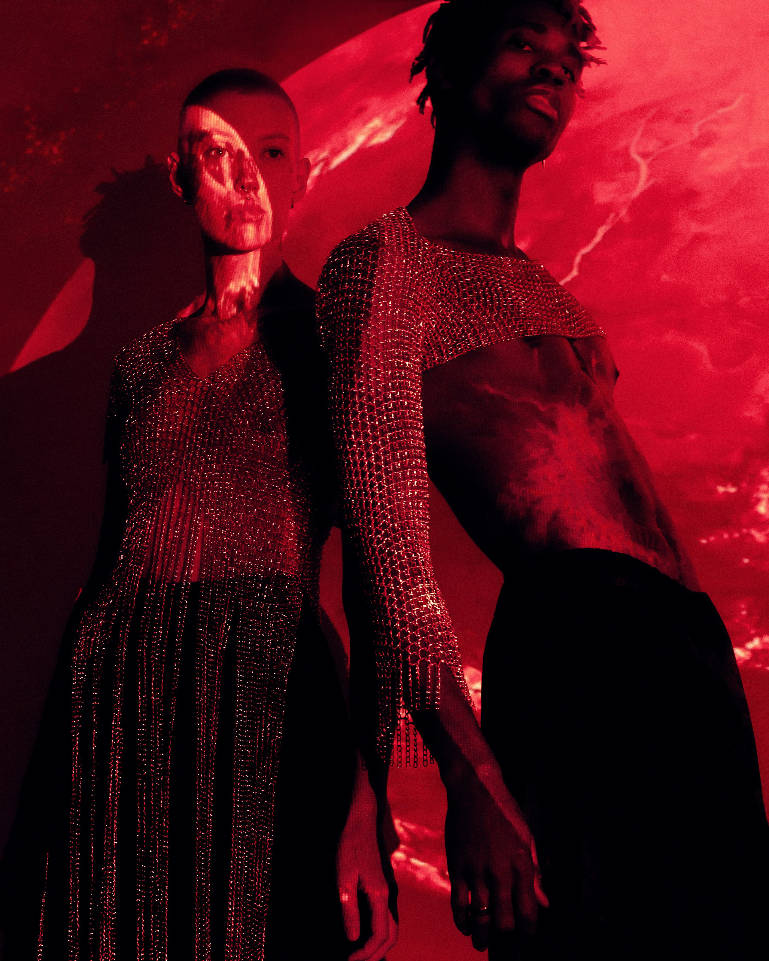 Съёмка для бренда одежды из цепей Nevoda. Фотограф Кристина Берг