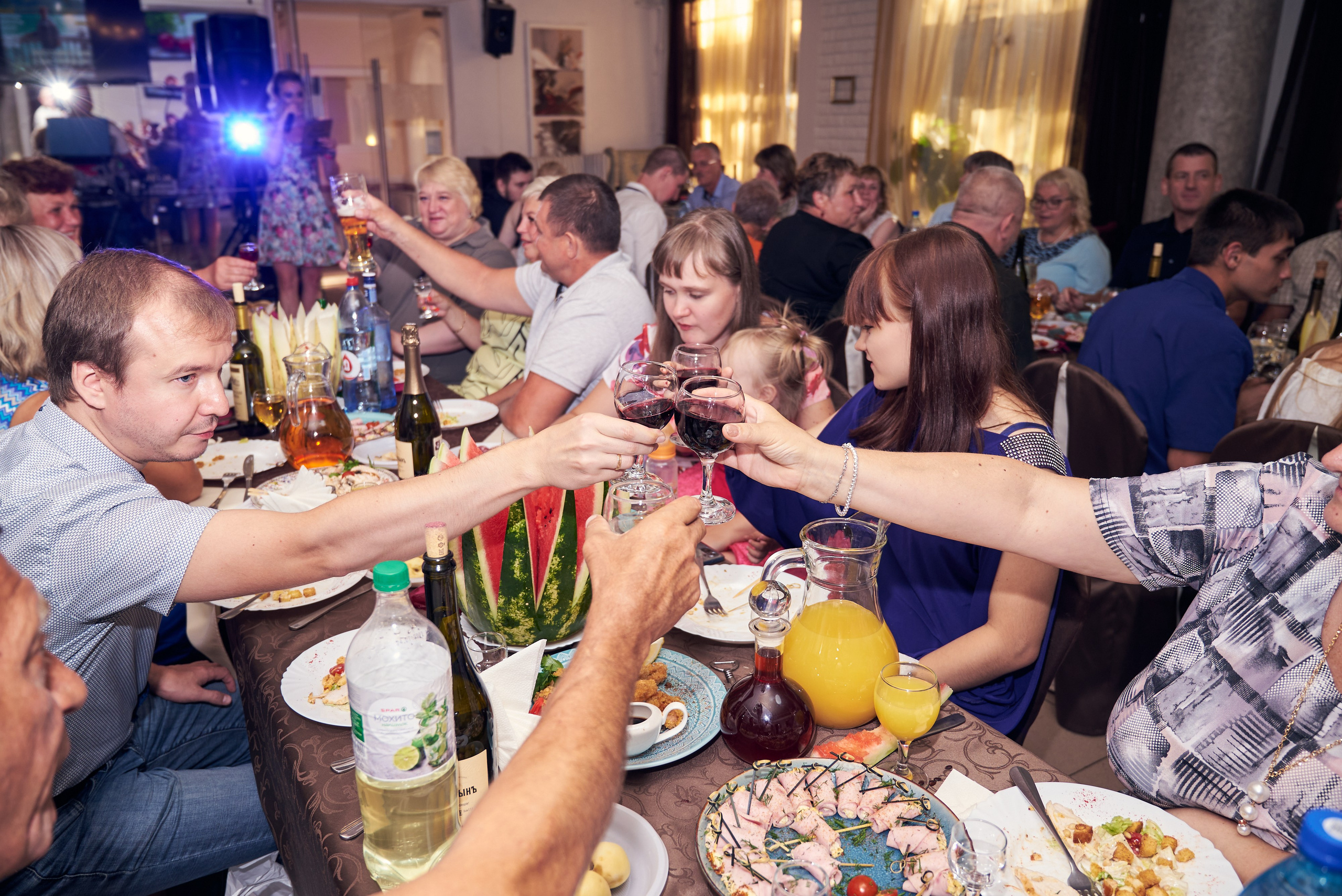 Торжества (юбилеи, корпоративные мероприятия). Выпускные Альбомы в Нижнем Новгороде
