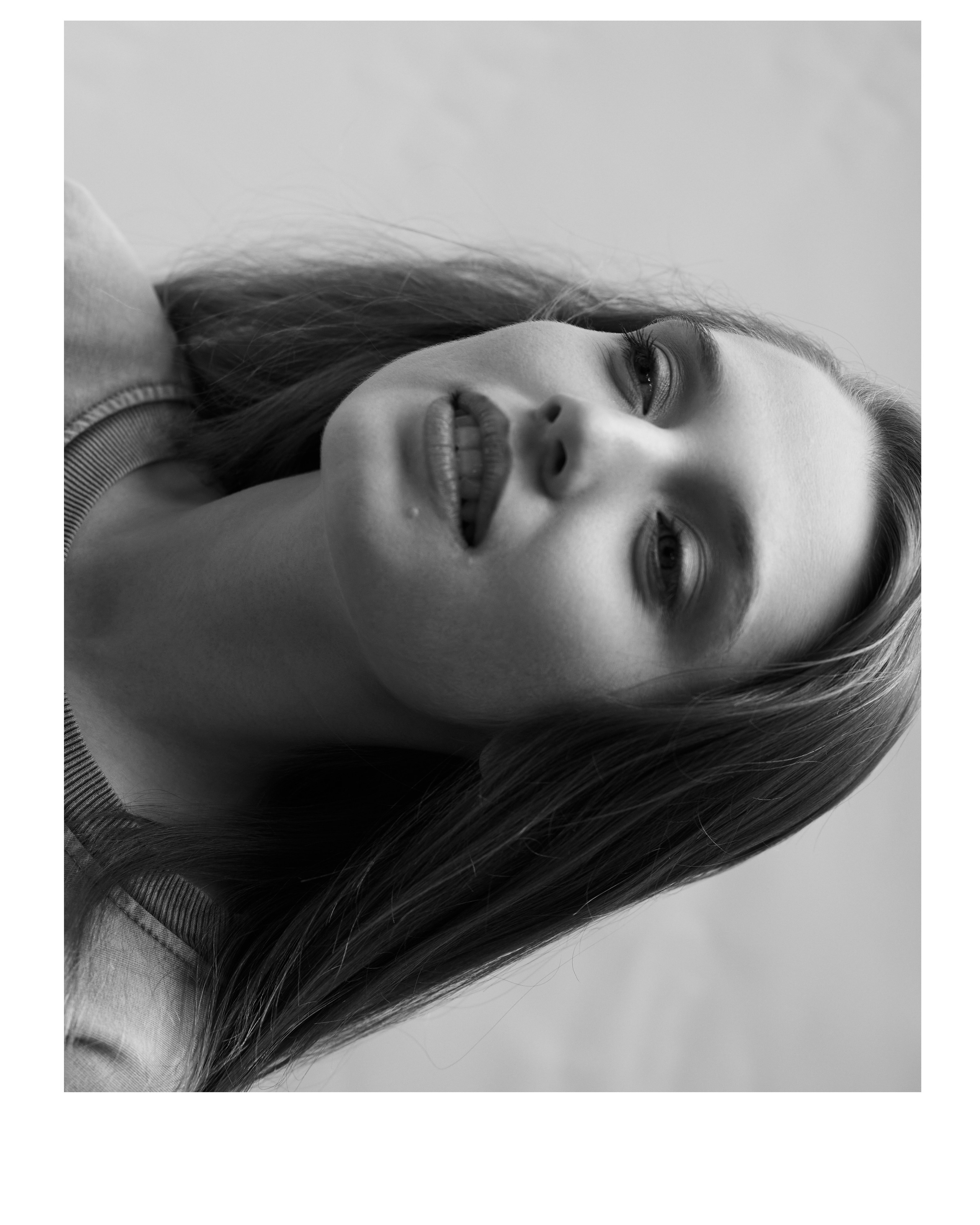 Проект ВНЕ КАДРА. Фотограф актерского портфолио Юлия Корытов