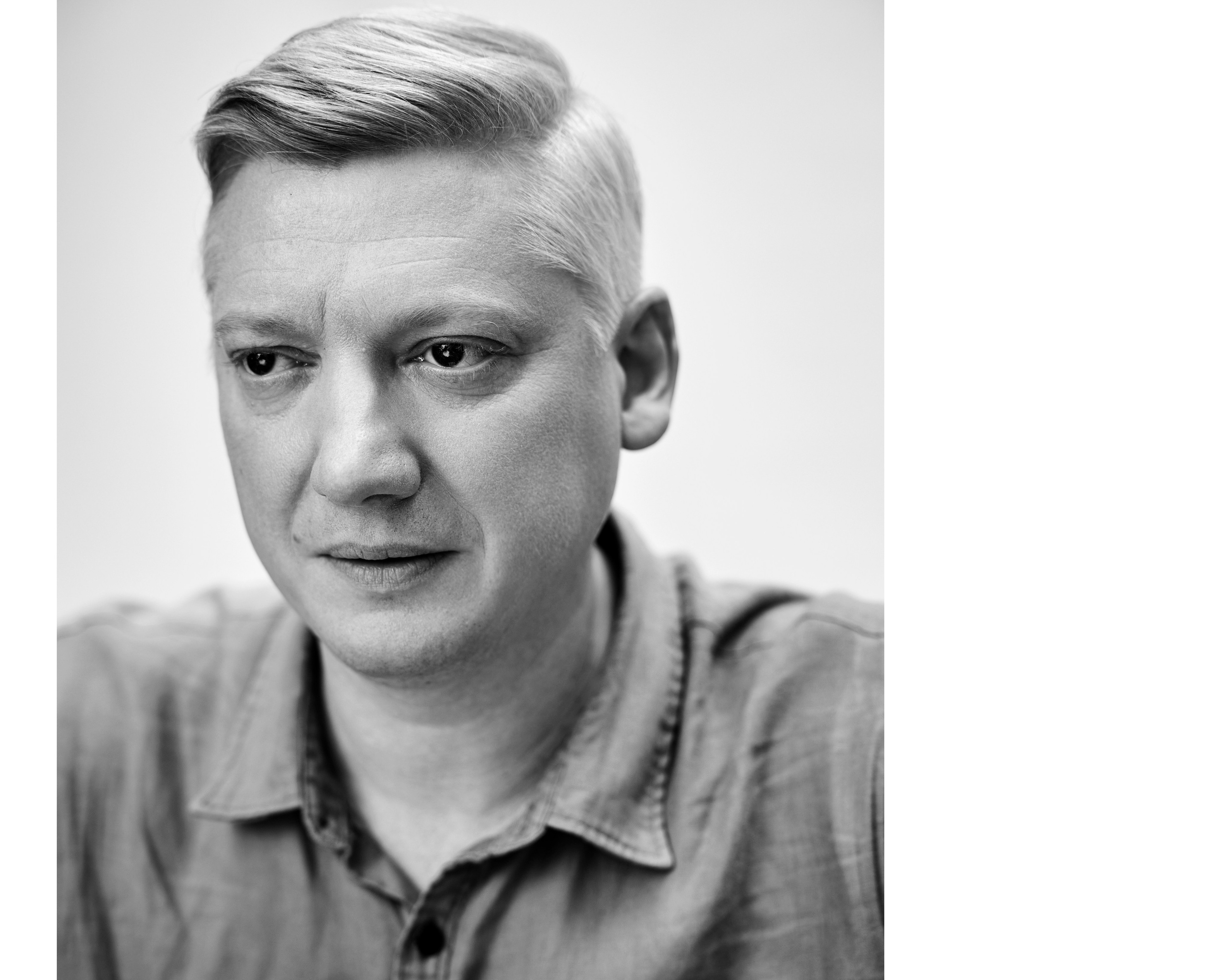 Проект ВНЕ КАДРА. Фотограф актерского портфолио Юлия Корытов