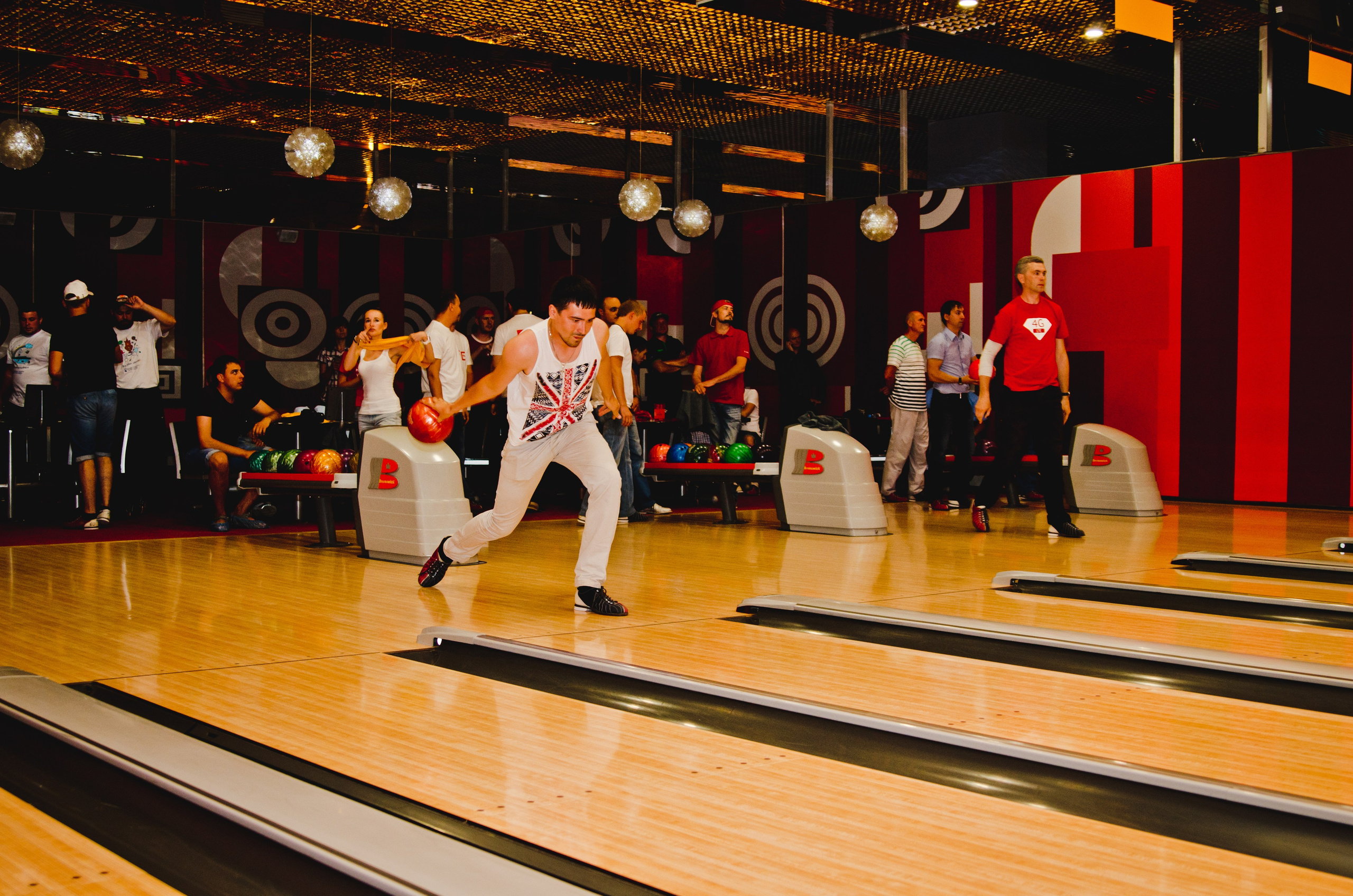 Копоратив.МТС-Теле2-Ростелеком.Боулинг. Свадебный и семейный фотограф Денис Лукьянов в Краснодаре, Краснодарском крае и Республике Крым