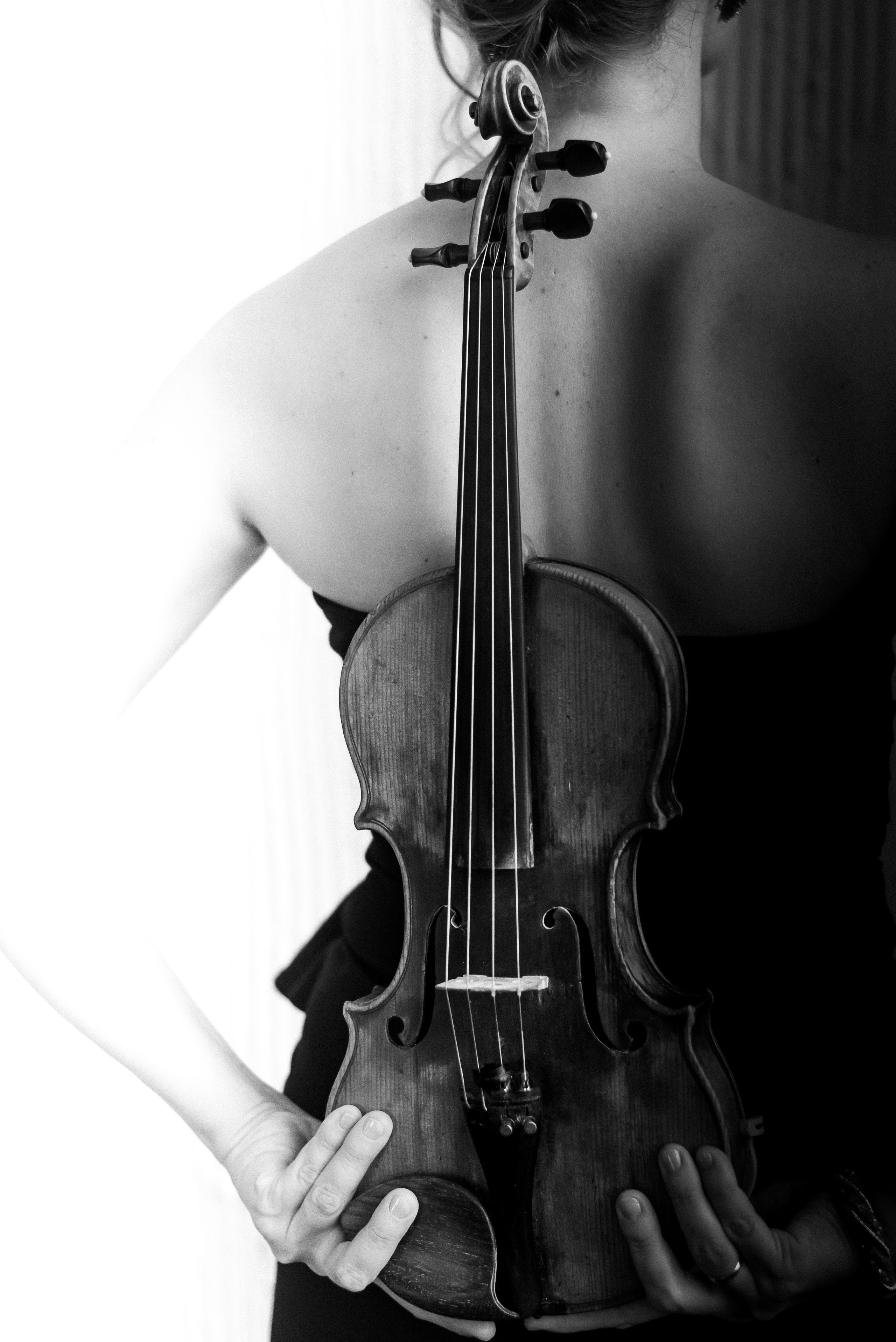 •Монохром. Фотограф Ксения Шевкопляс. г. Калининград. Кинематографический стиль — эстетика и истории, рассказанные через объектив