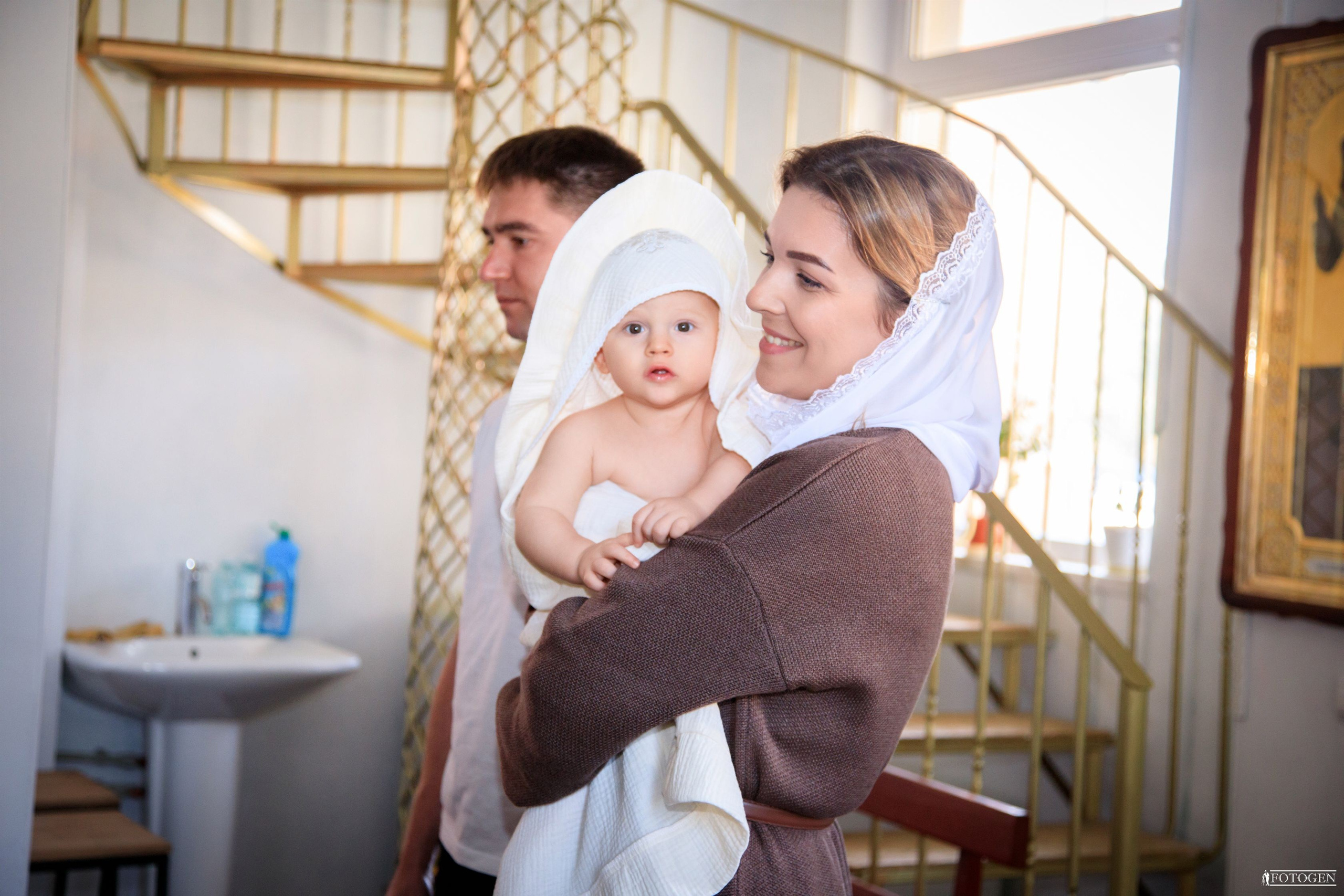 Крещение в кадре: Портфолио выездных фотосессий. Интерьерная фотостудия FOTOGEN г. Краснодар