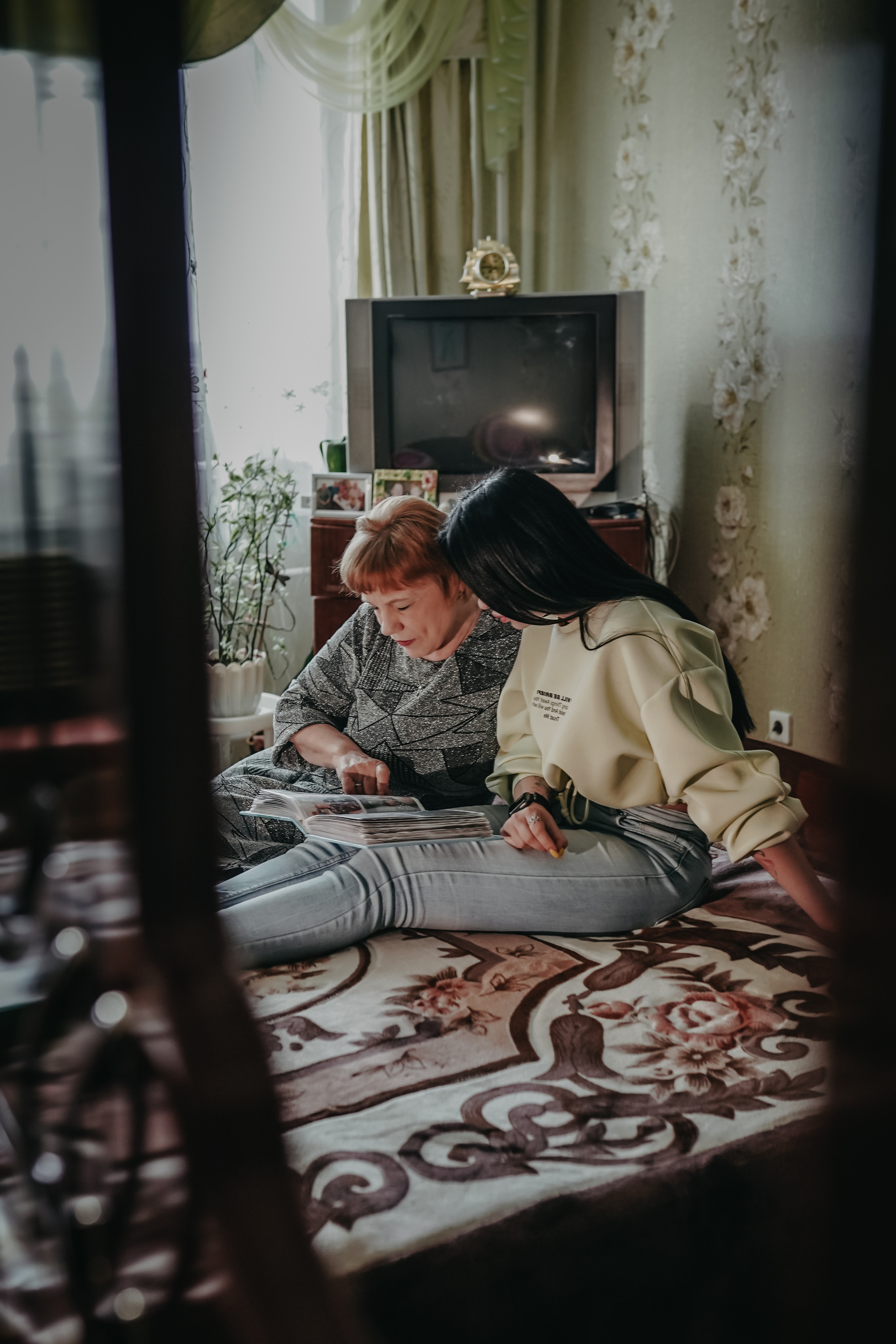 Бабушка и внучка. Фотограф и видеограф г. Нягань Анна Горшкова