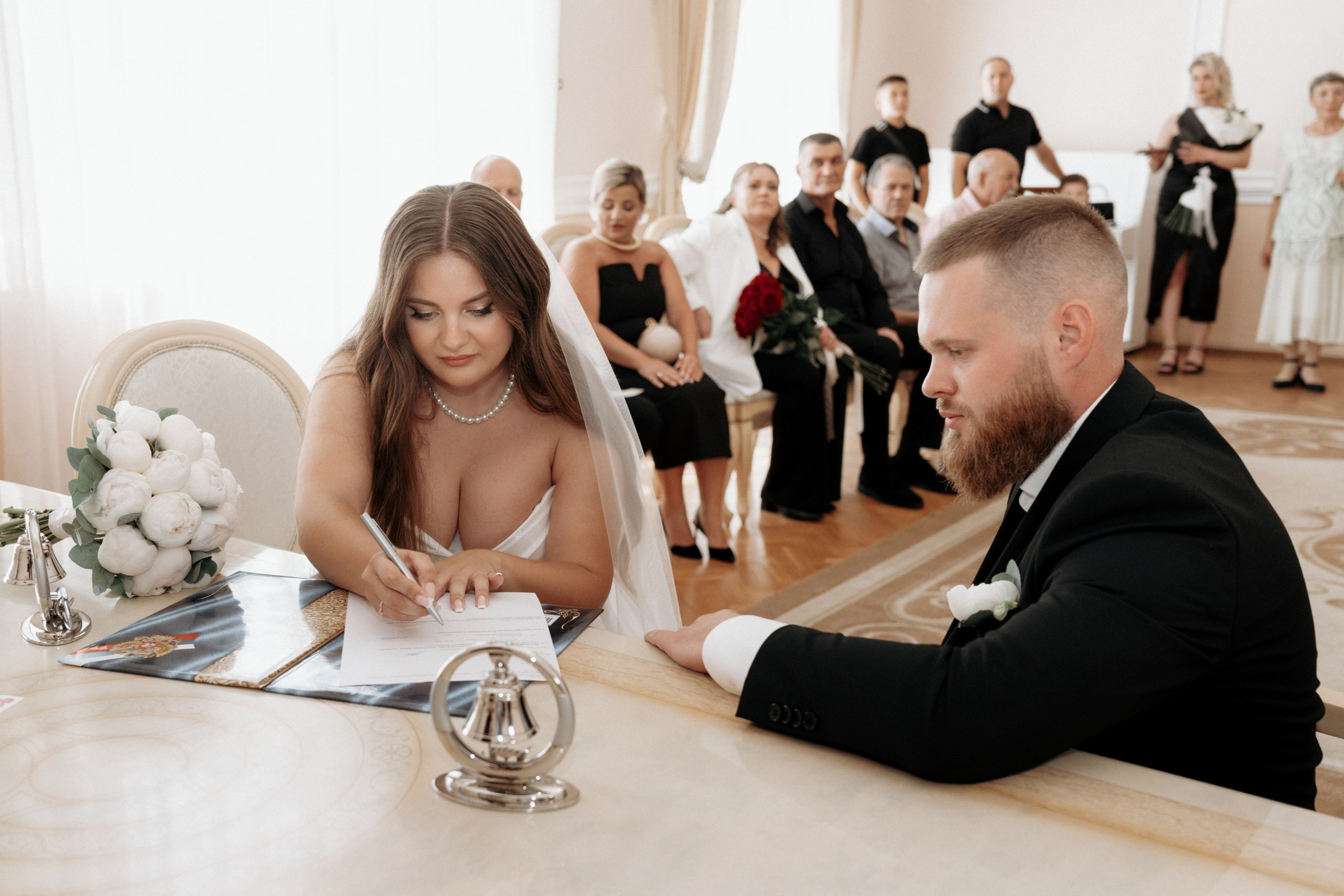 Свадьба Анастасии и Евгения, Картинная галерея, прогулка в лесу. Ресторан «Хлеб и Винотека». Свадебный фотограф в Тамбове Павел Четвертков