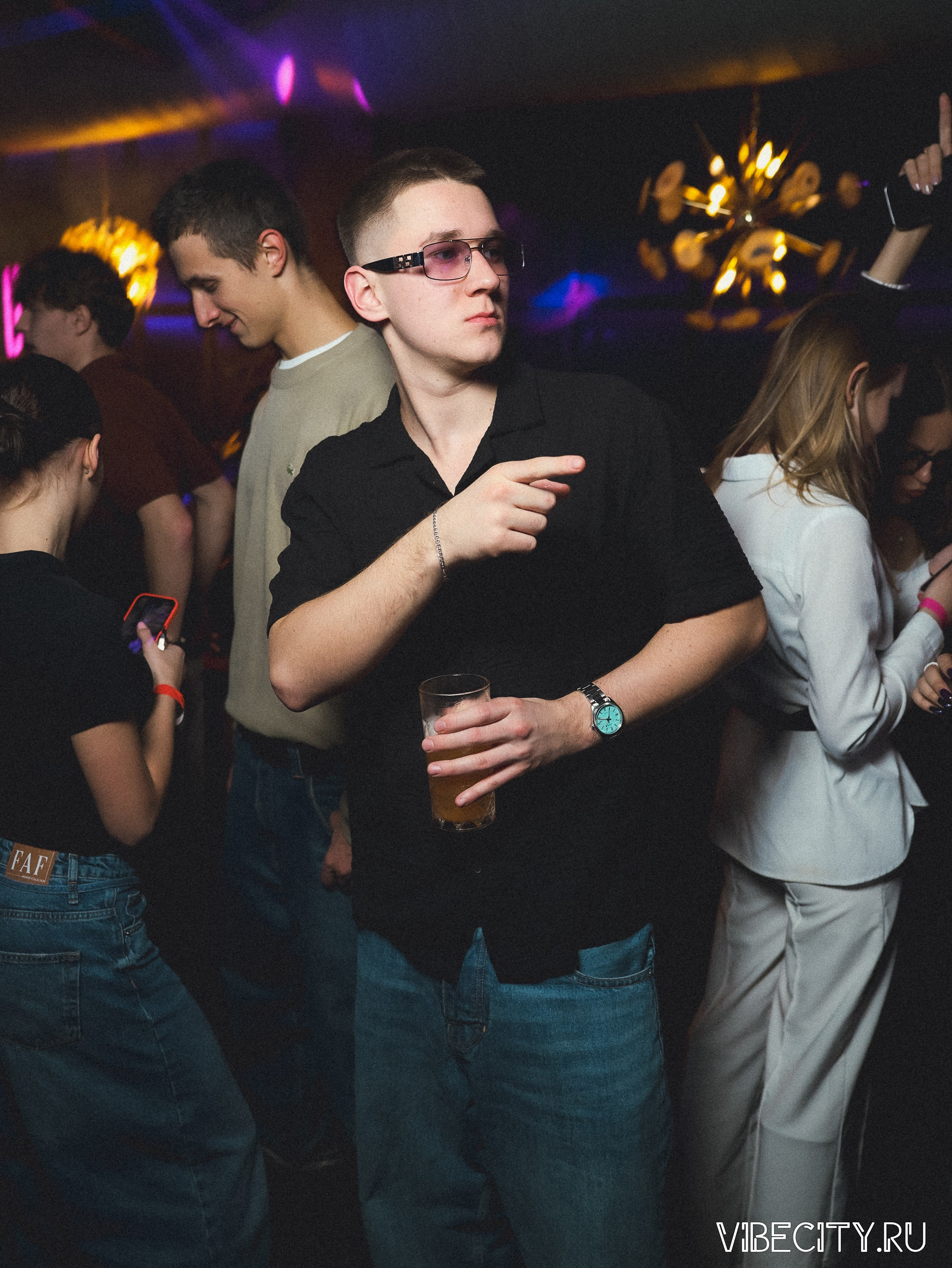 DOUBLE U. VIBECITY.RU Вайб Сити Ру Фоторепортажи Фотоотчеты Калининград