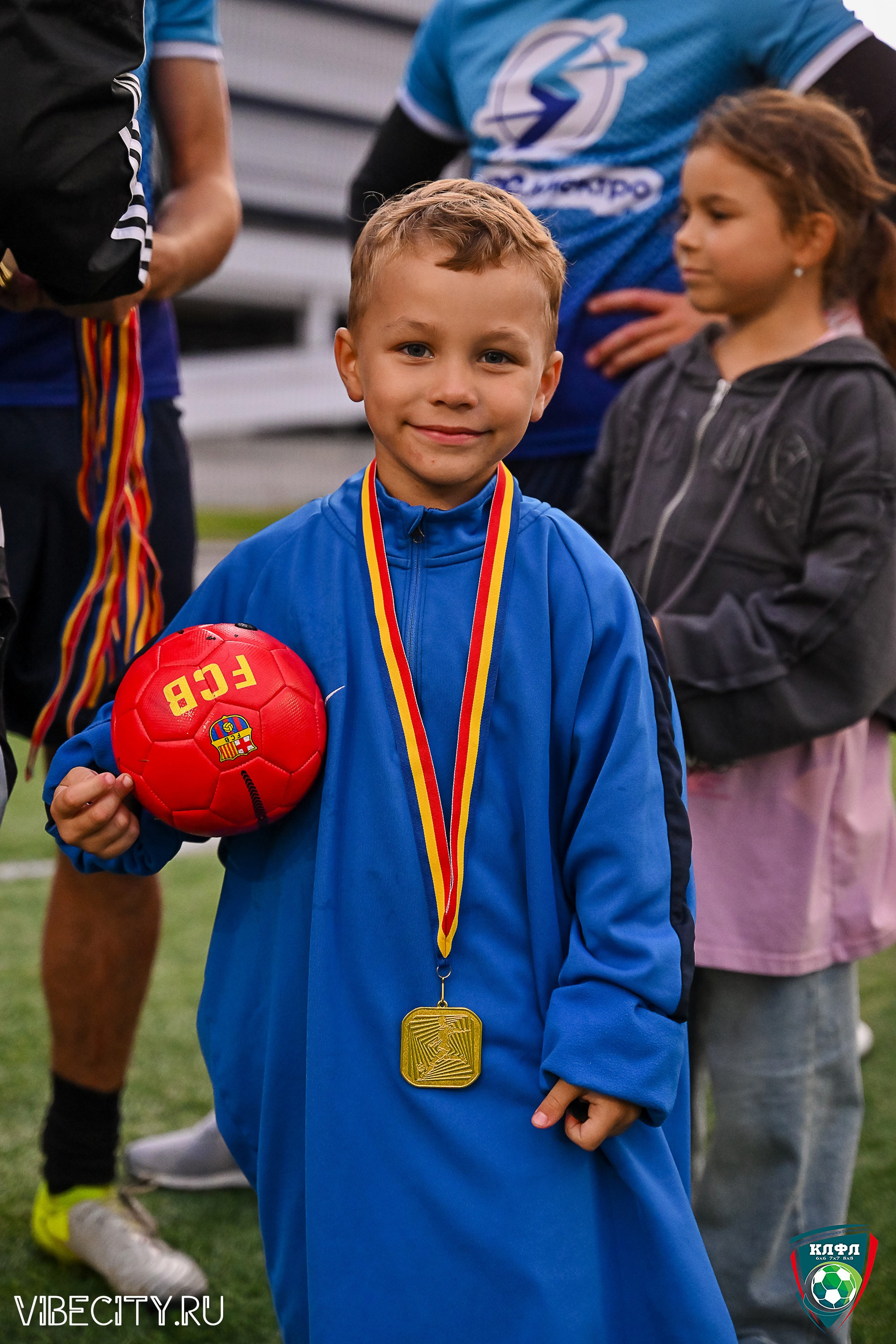 ФИНАЛЬНЫЕ МАТЧИ ПЛЕЙ-ОФФ XXl ЛЕТНЕГО КУБКА КАЛИНИНГРАДСКОЙ ЛФЛ. VIBECITY.RU Вайб Сити Ру Фоторепортажи Фотоотчеты Калининград