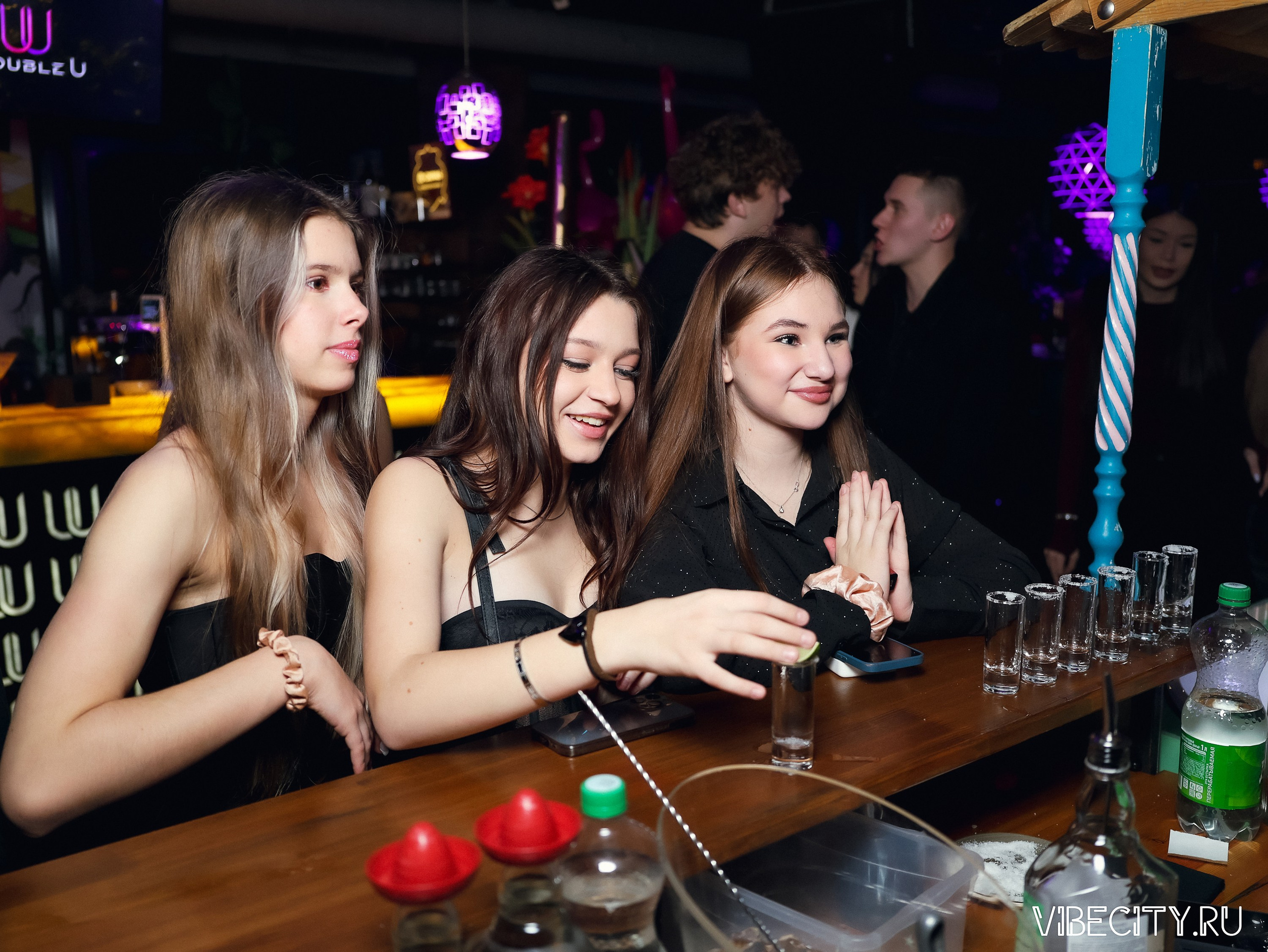 DOUBLE U. VIBECITY.RU Вайб Сити Ру Фоторепортажи Фотоотчеты Калининград